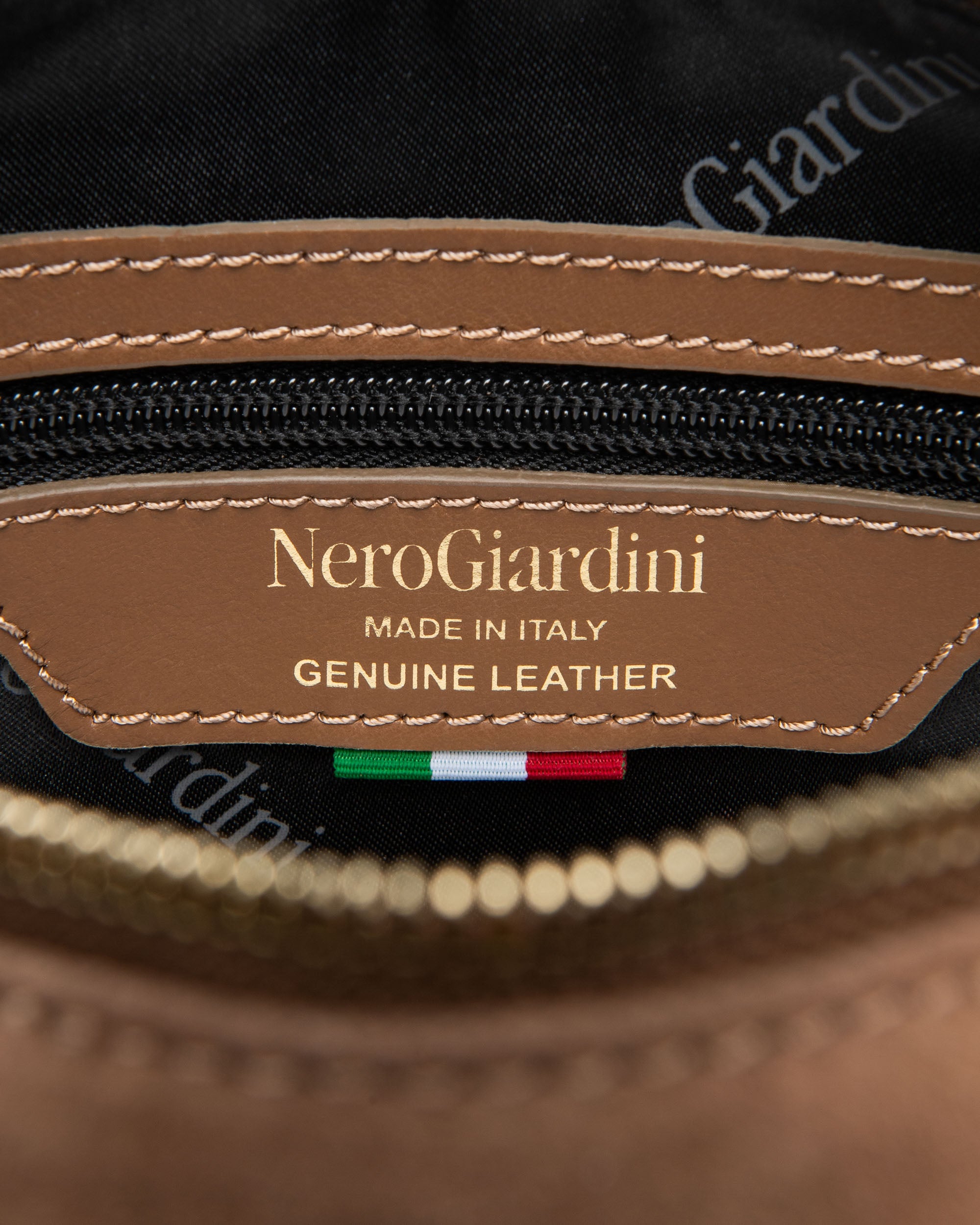 NeroGiardini Sacs Bandoulière Femme Cuir Daim Zippé Doré