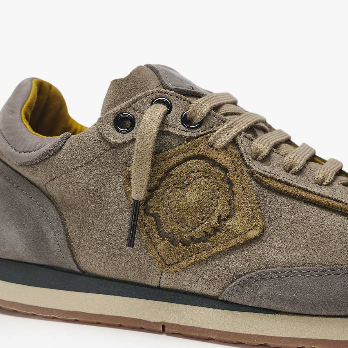 Satorisan Ensō Suede baskets peat green daim
