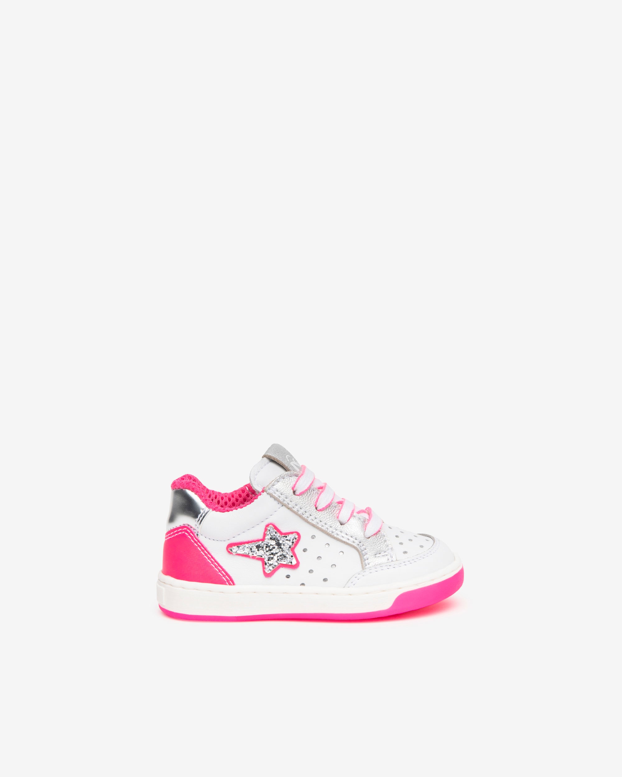 Nerogiardini Sneakers Baby sneakers fille cuir étoile 19-24