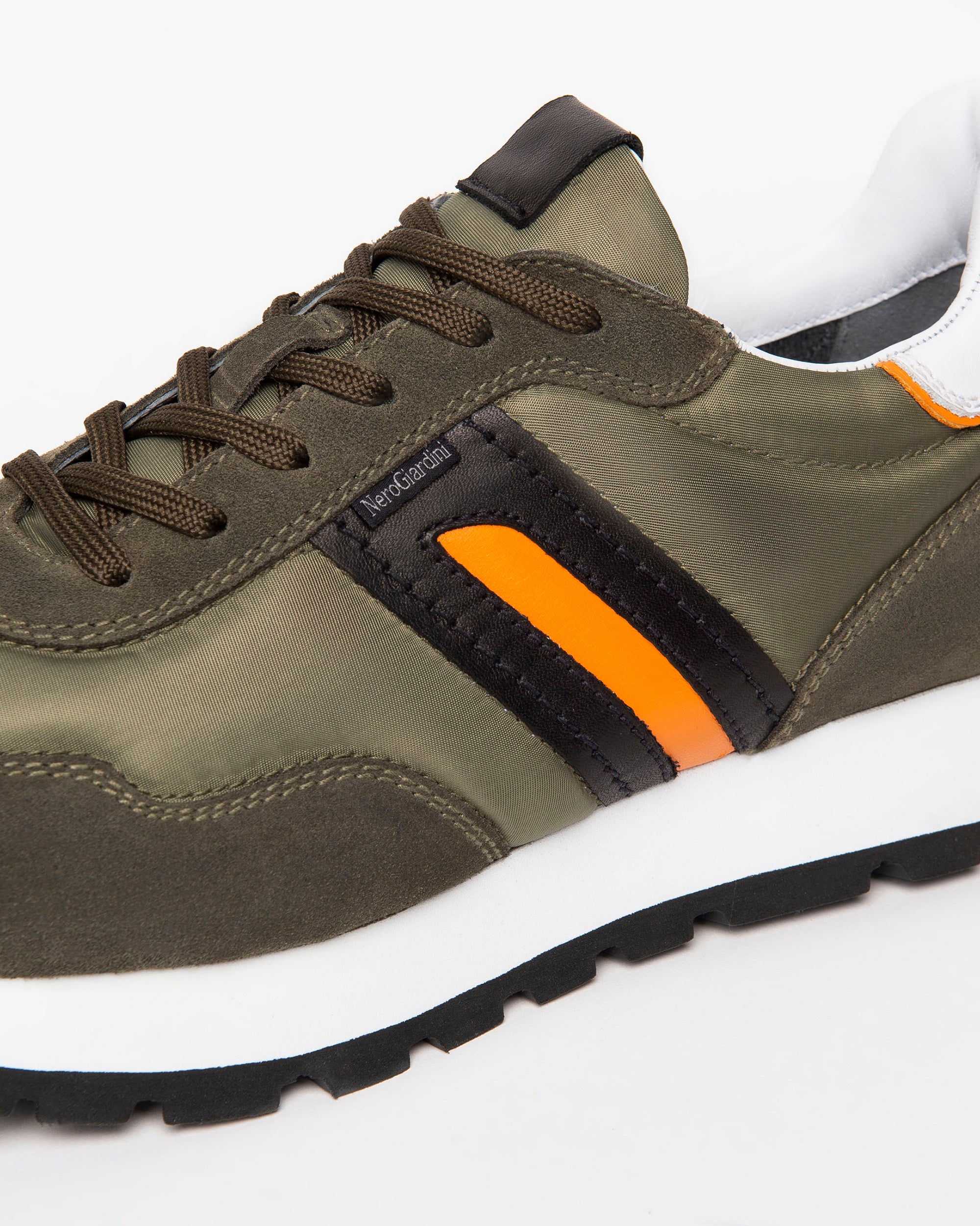Nerogiardini Sneakers Homme Cuir Velours DryGo