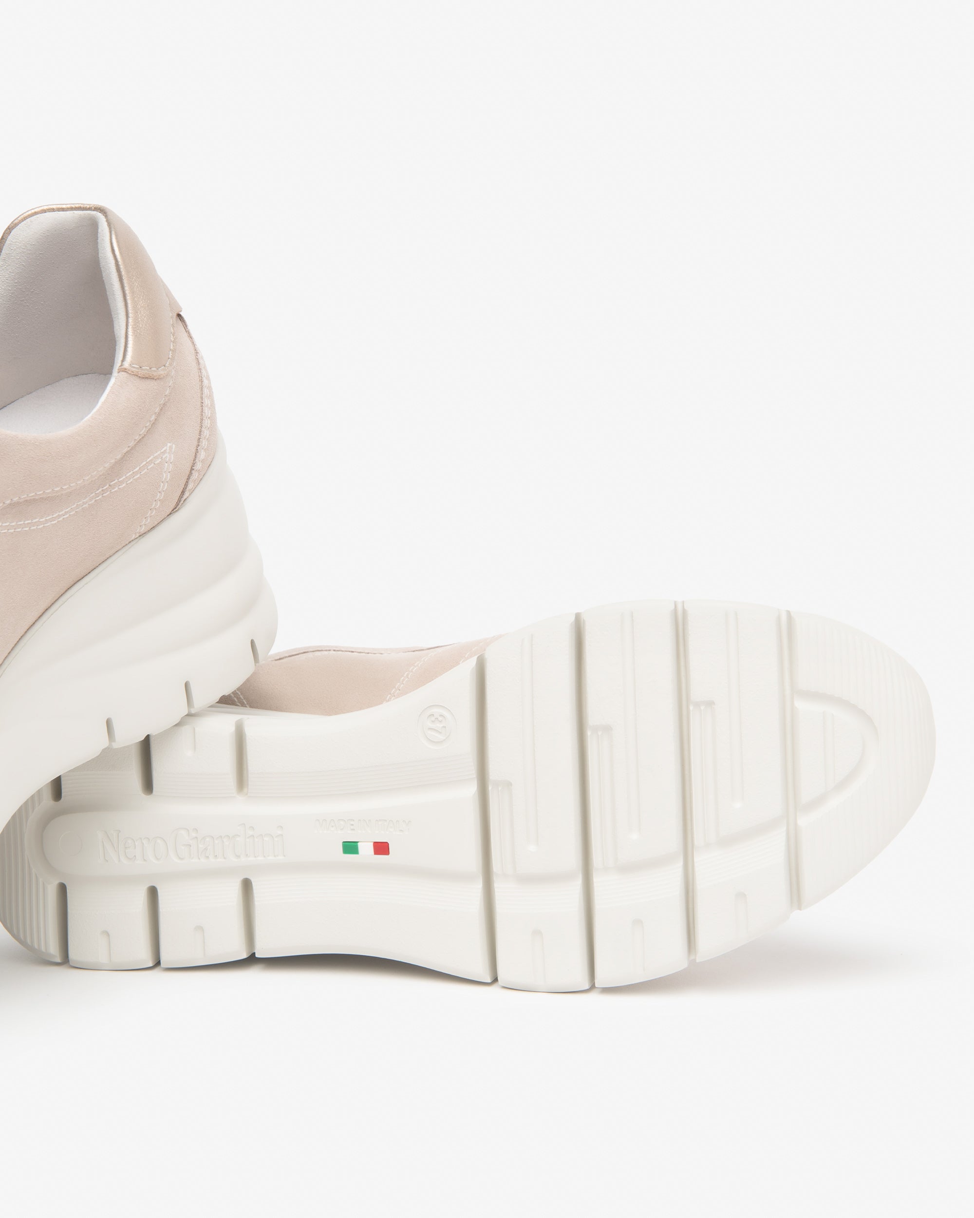 NeroGiardini Sneakers Femme Cuir Velours Été Memory