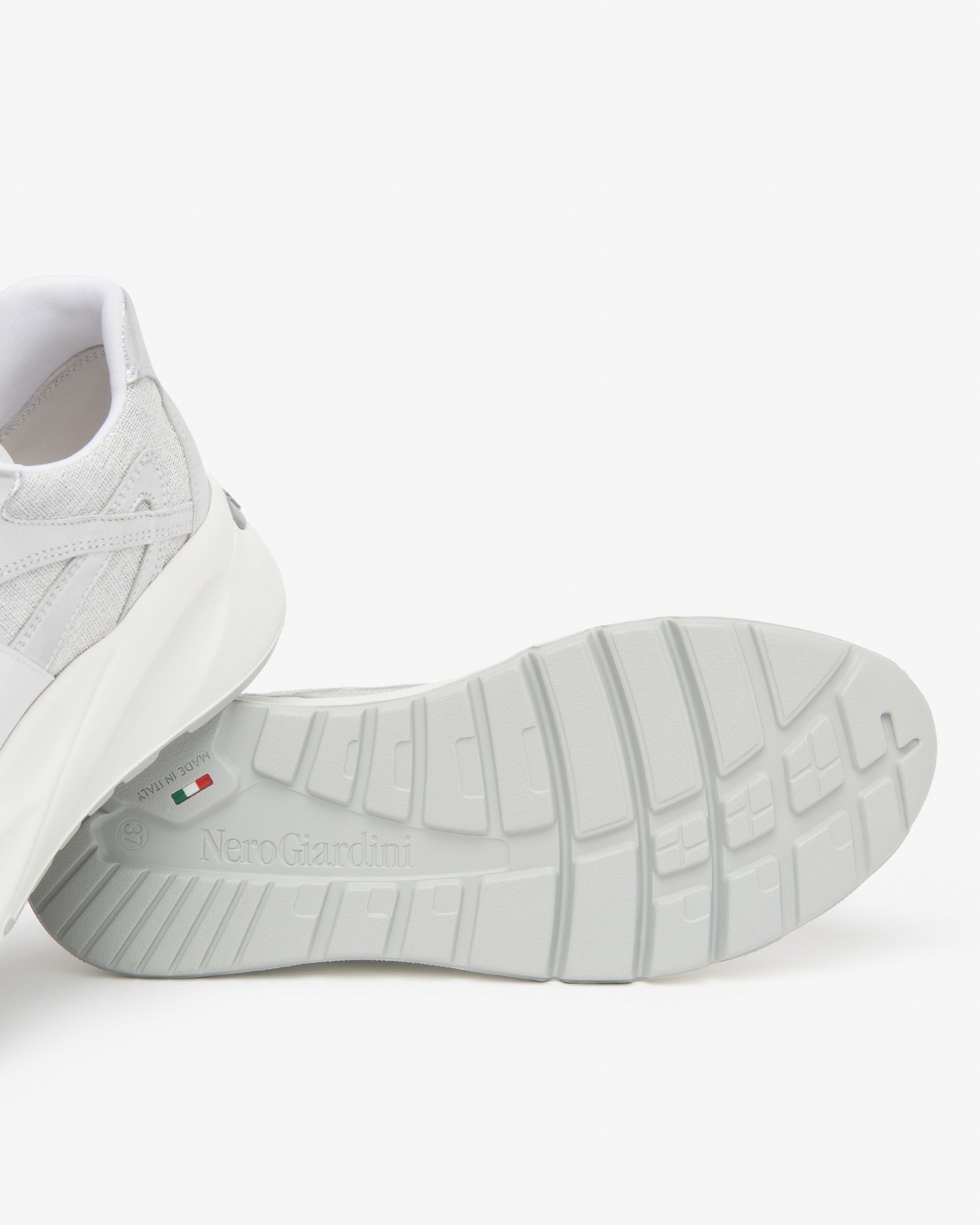 Nerogiardini Sneakers Femme Cuir Tissu Memory Été
