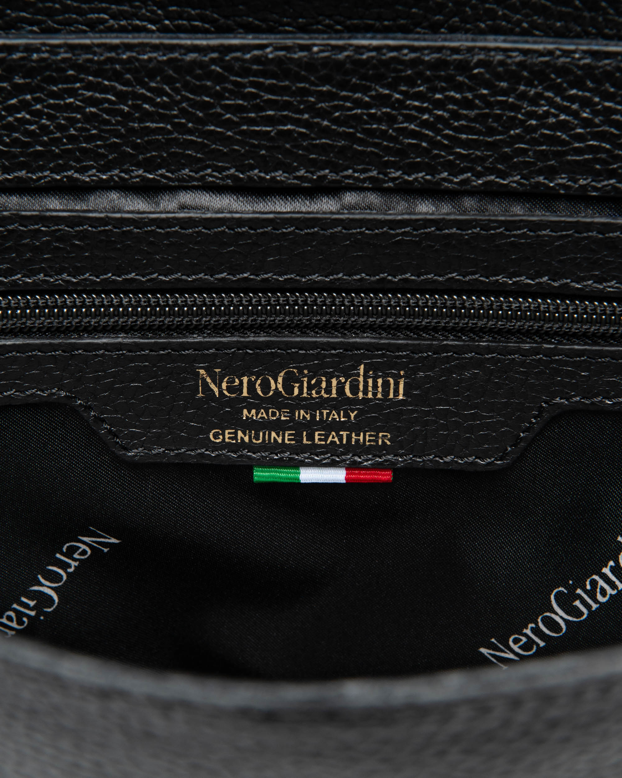 Nerogiardini Sacs Sac Épaule Femme Cuir Rabat Boucle