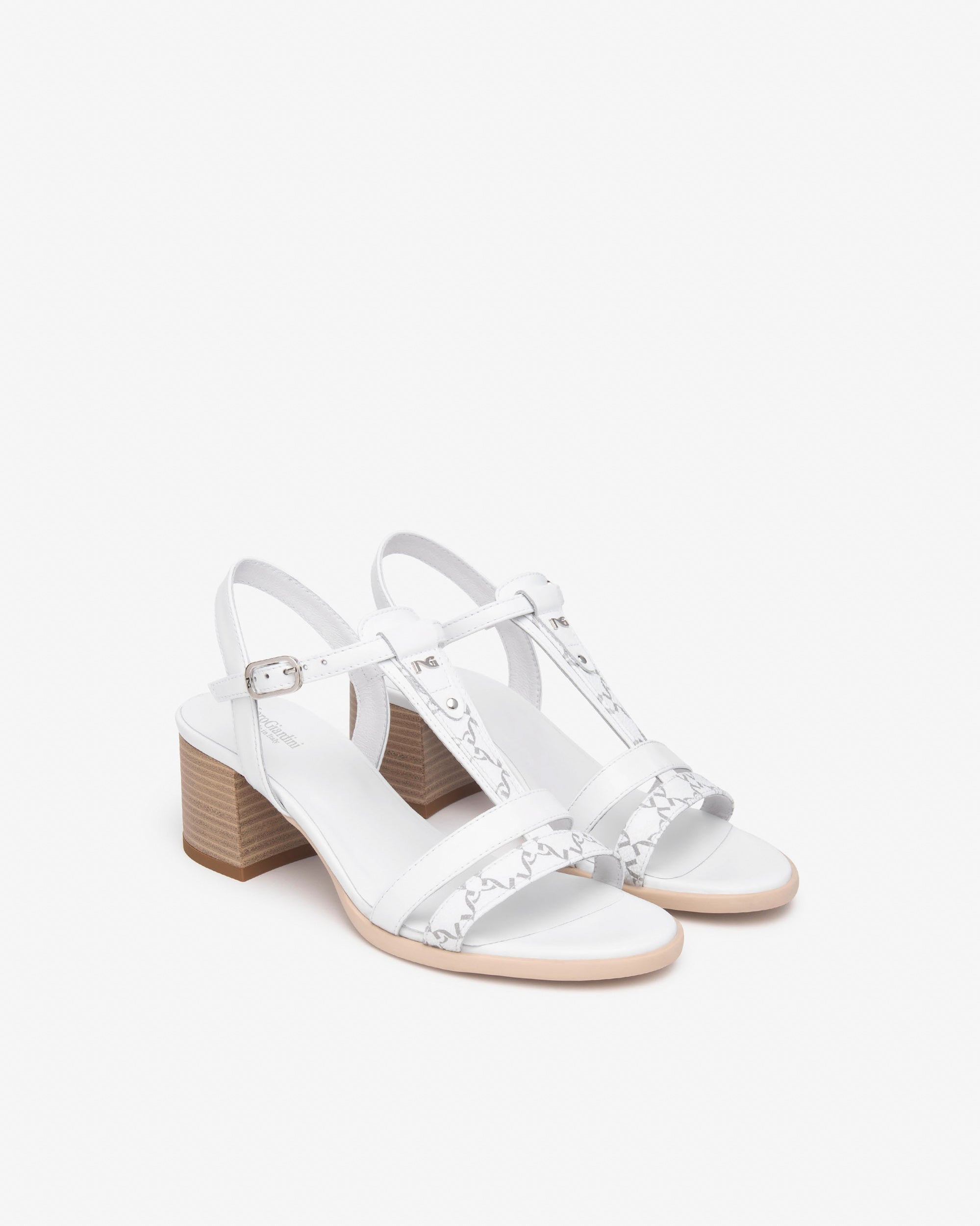 NeroGiardini Sandales Femme Cuir Technique Été
