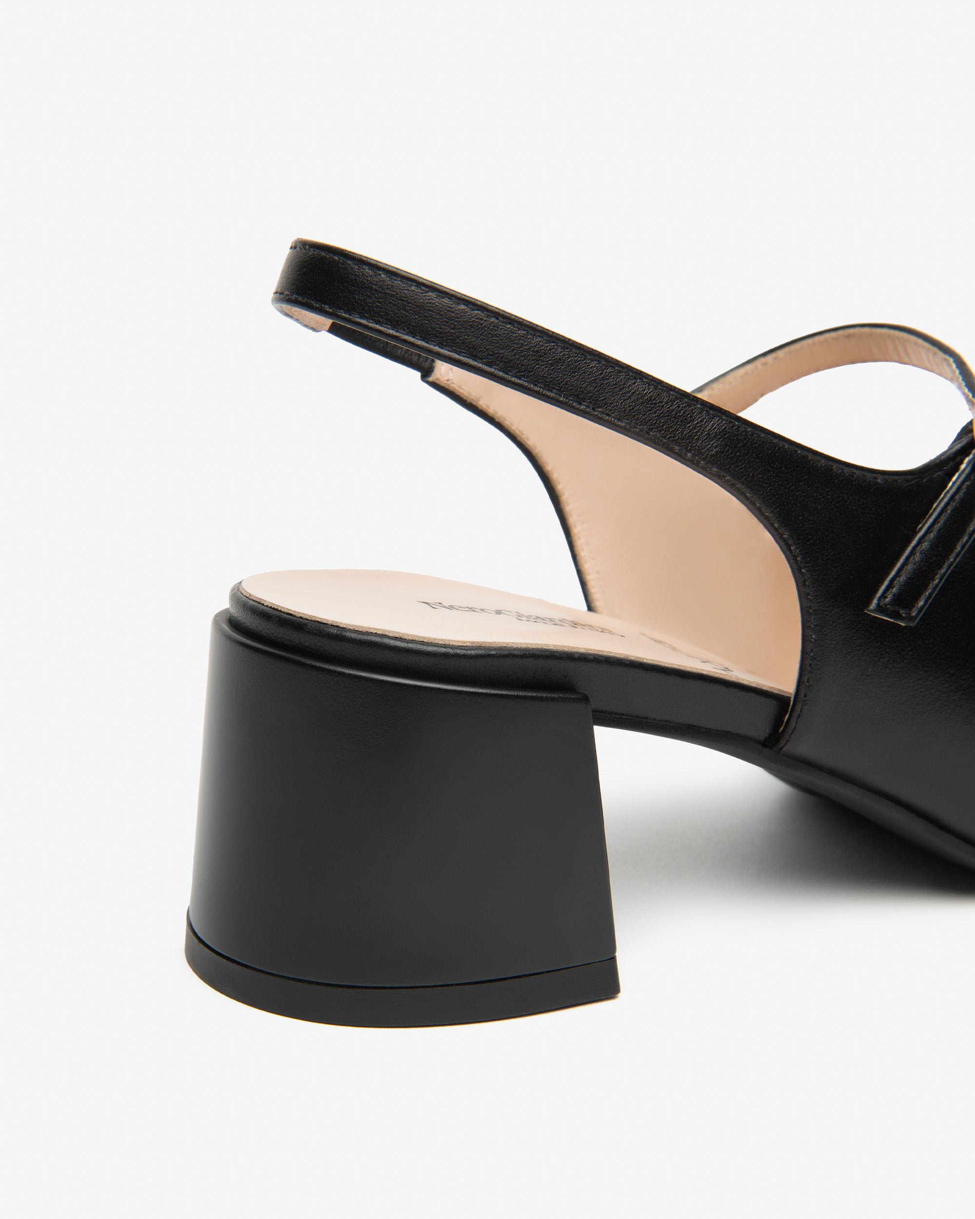 NeroGiardini Slingbacks Femme Cuir Bride Arrière 38