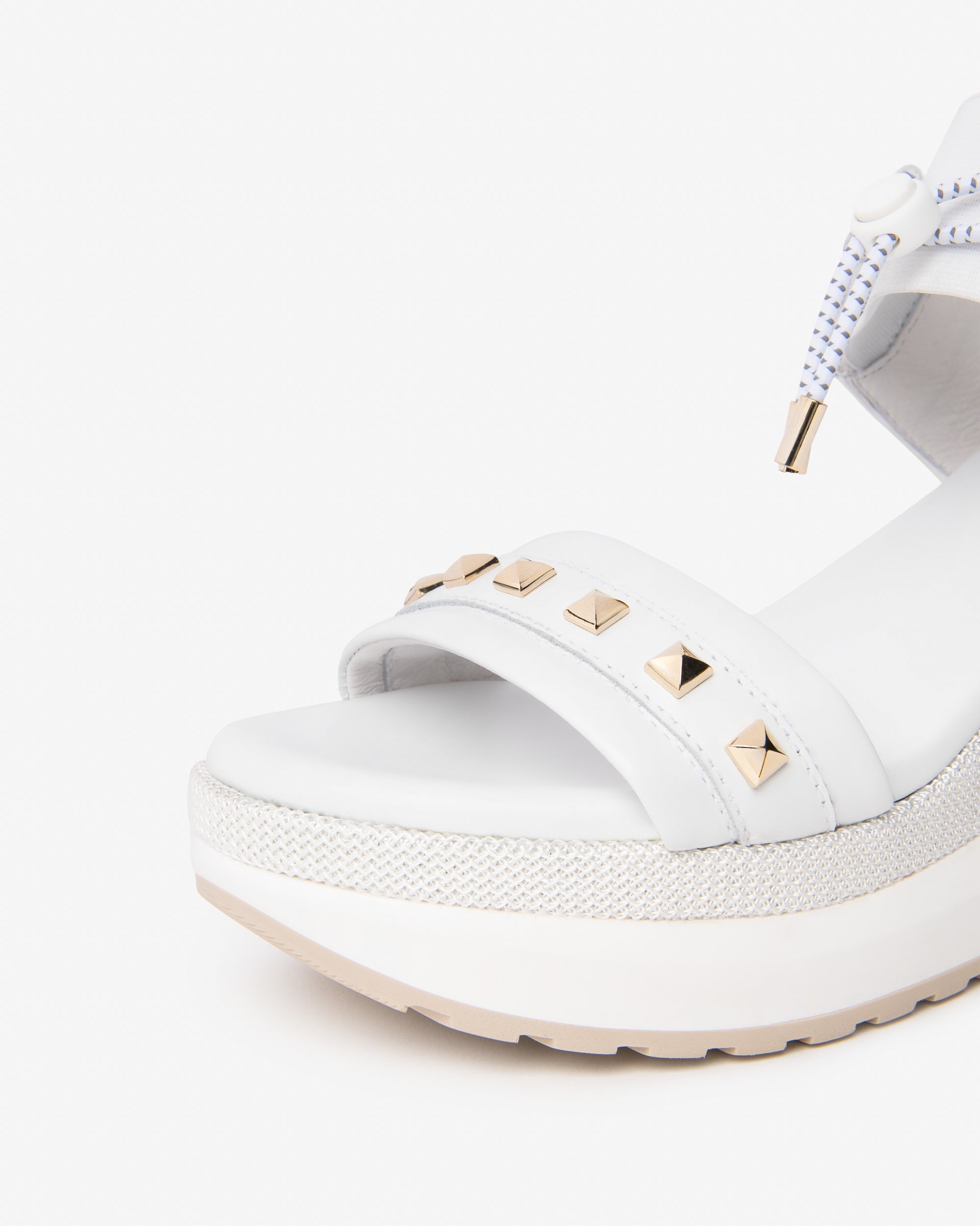NeroGiardini Sandales Femme Cuir Toile Nu-pieds 38