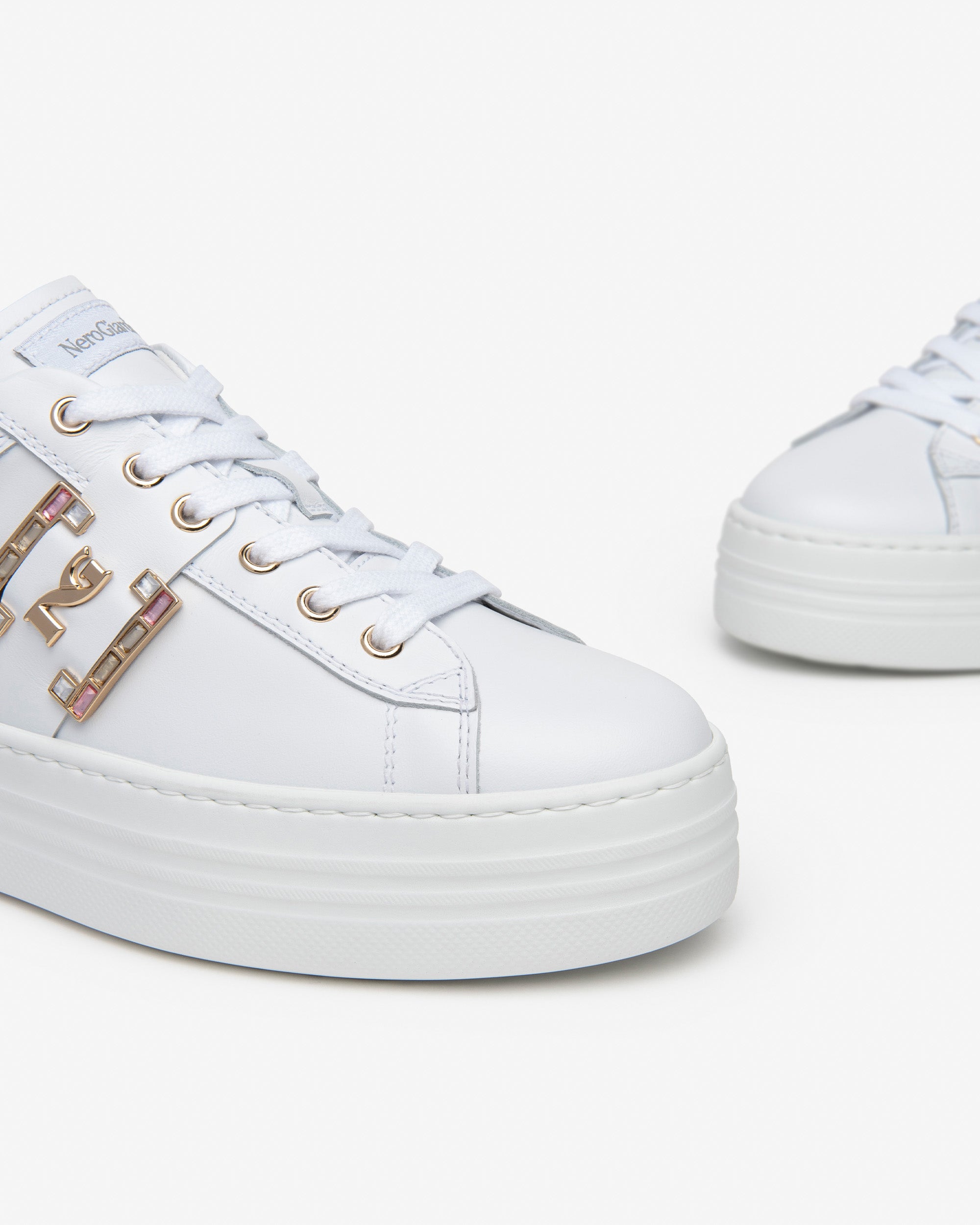 NeroGiardini Sneakers basket cuir femme confort