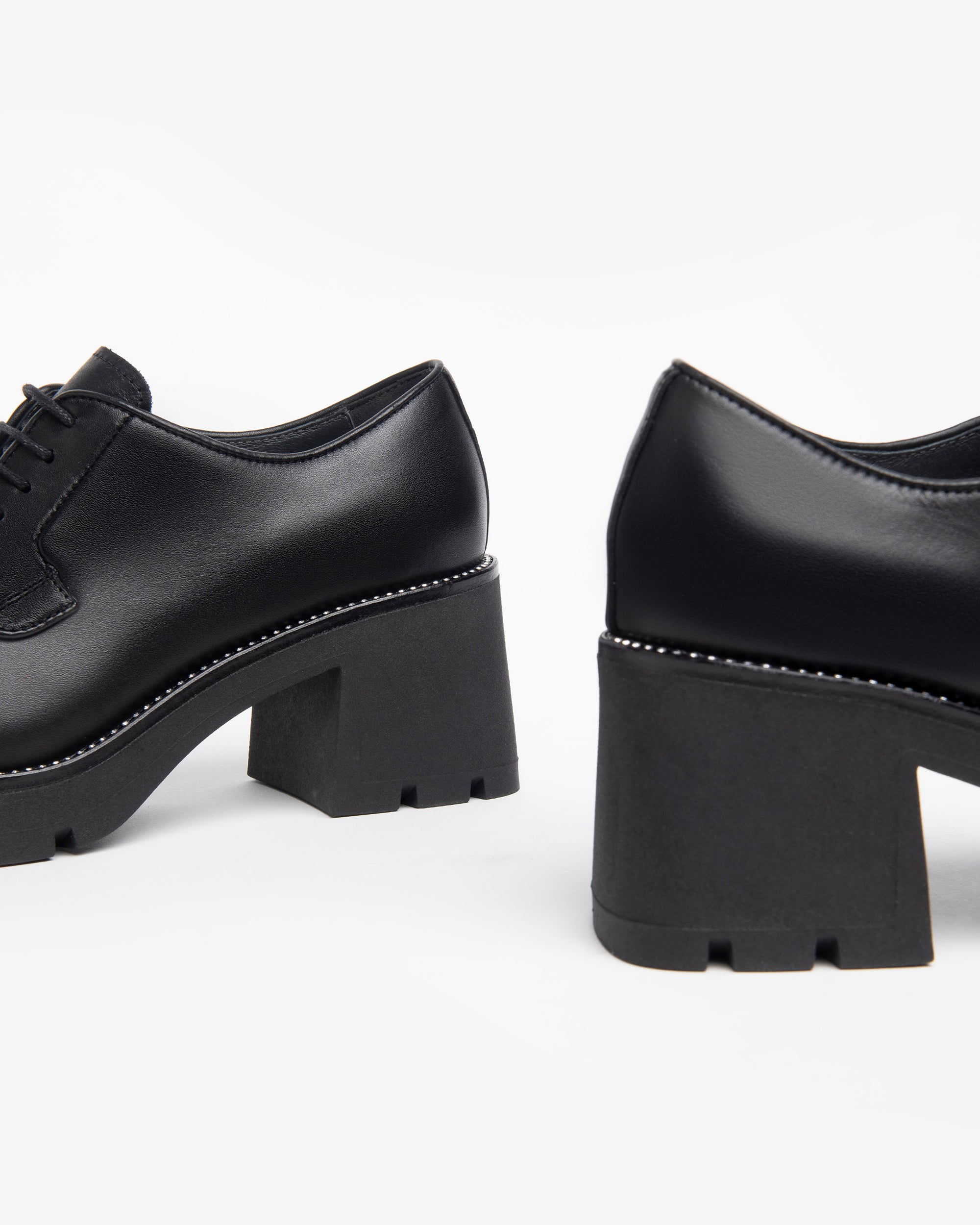 NeroGiardini Chaussures à Lacets Femme Cuir