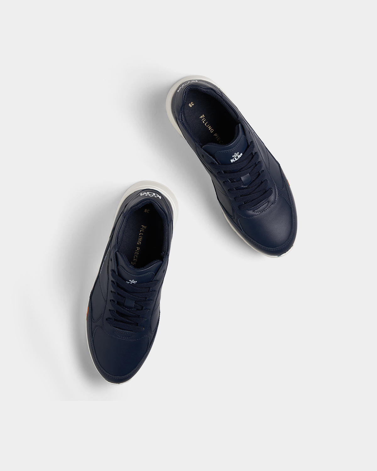 Filling Pieces Jet Runner Sneakers cuir bleu marine / blanc cassé