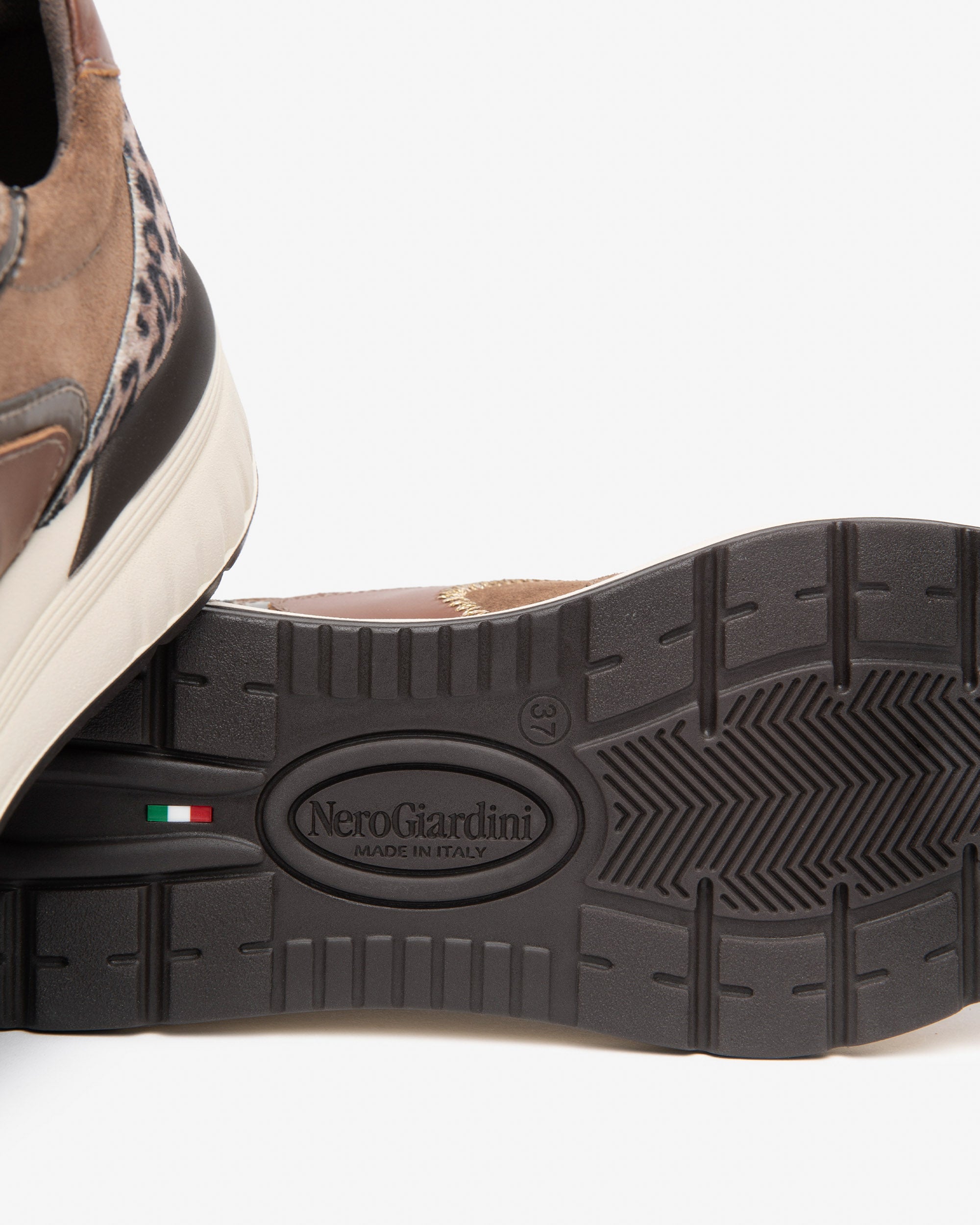 NeroGiardini Sneakers Cuir Daim Femme Semelle 60 mm