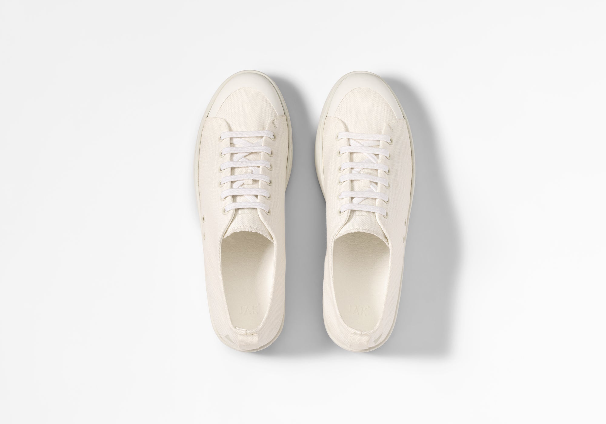 JAK Glove baskets toile blanche vegan