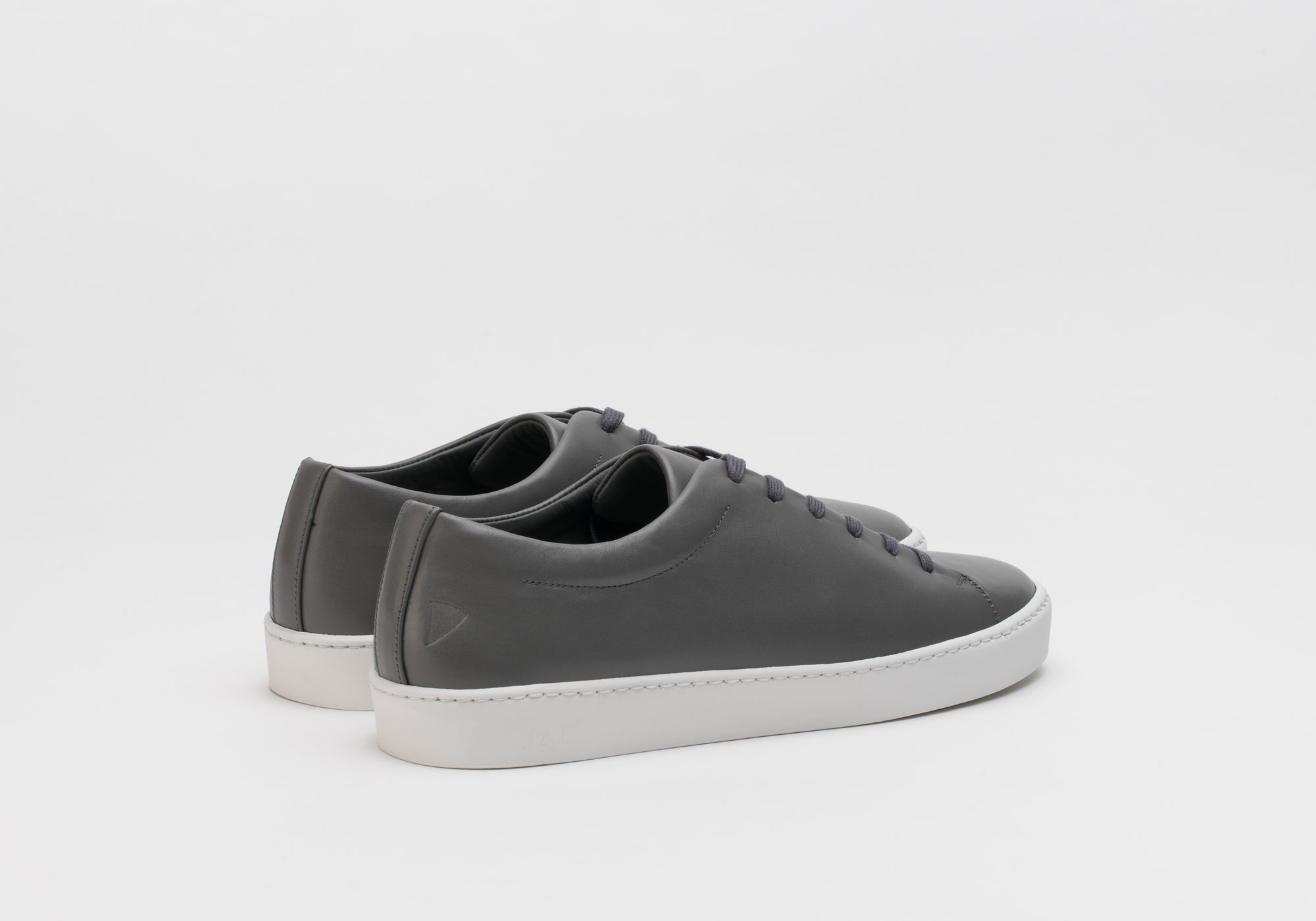 JAK Royal Grey V.S. baskets cuir gris 36 46