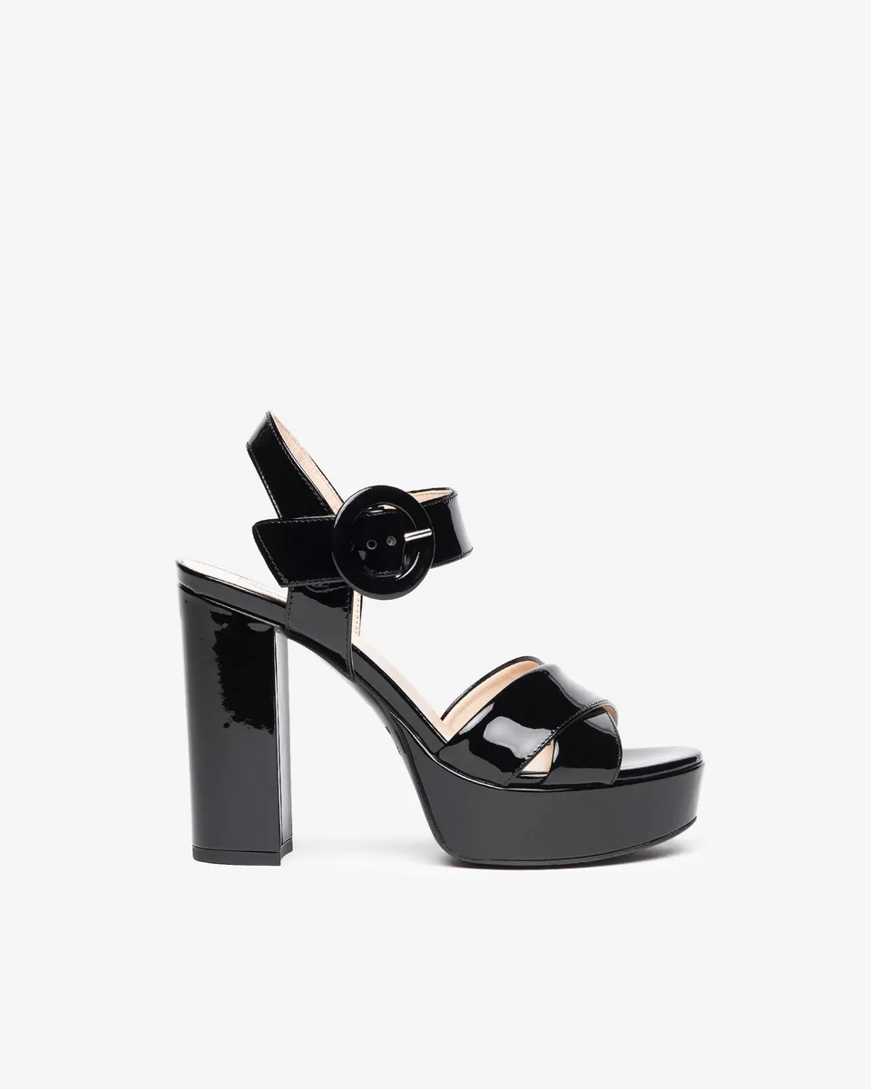 NeroGiardini Sandales femme vernis brillant