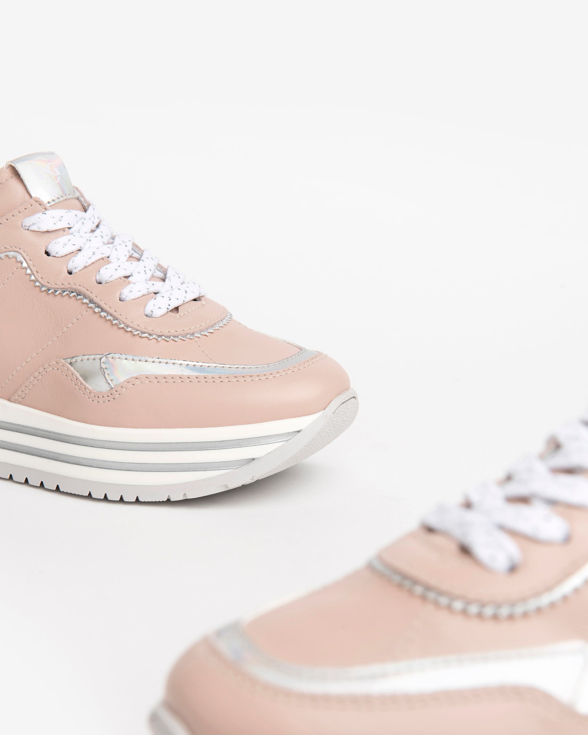 NeroGiardini Sneakers Teens Fille Cuir 31-39 Légère