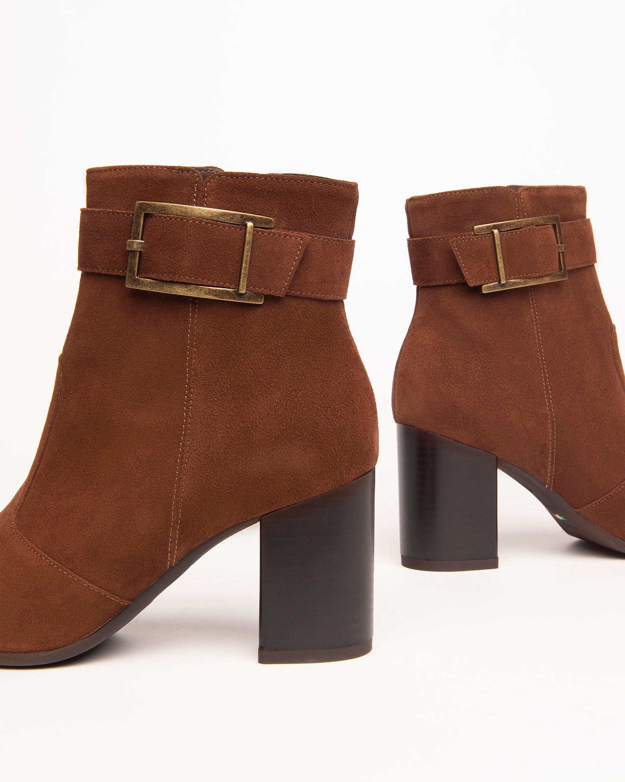 Nerogiardini Bottines Daim Femme Talon 7,5 cm Boucle