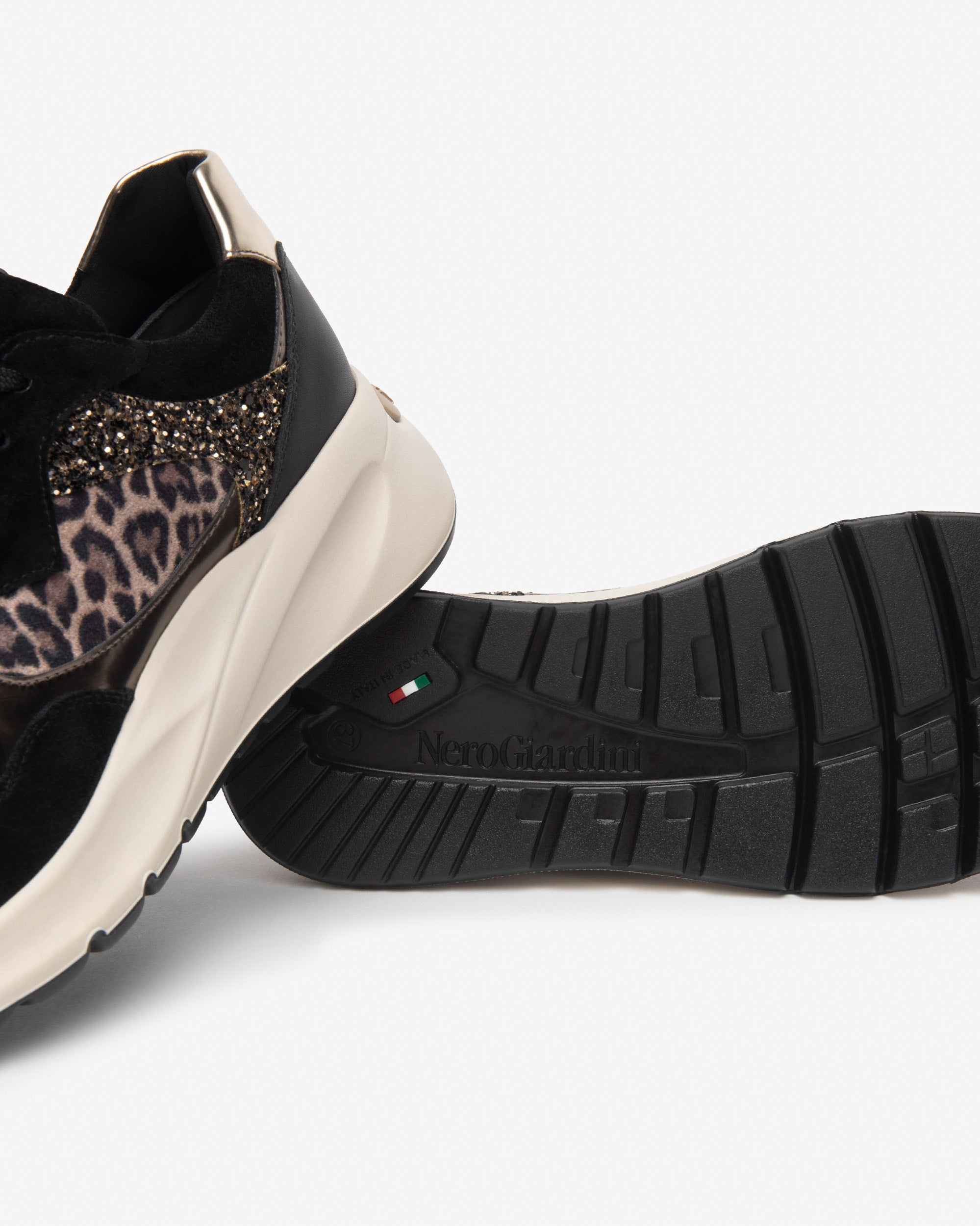 NeroGiardini Sneakers Femme Cuir Velours Tendance