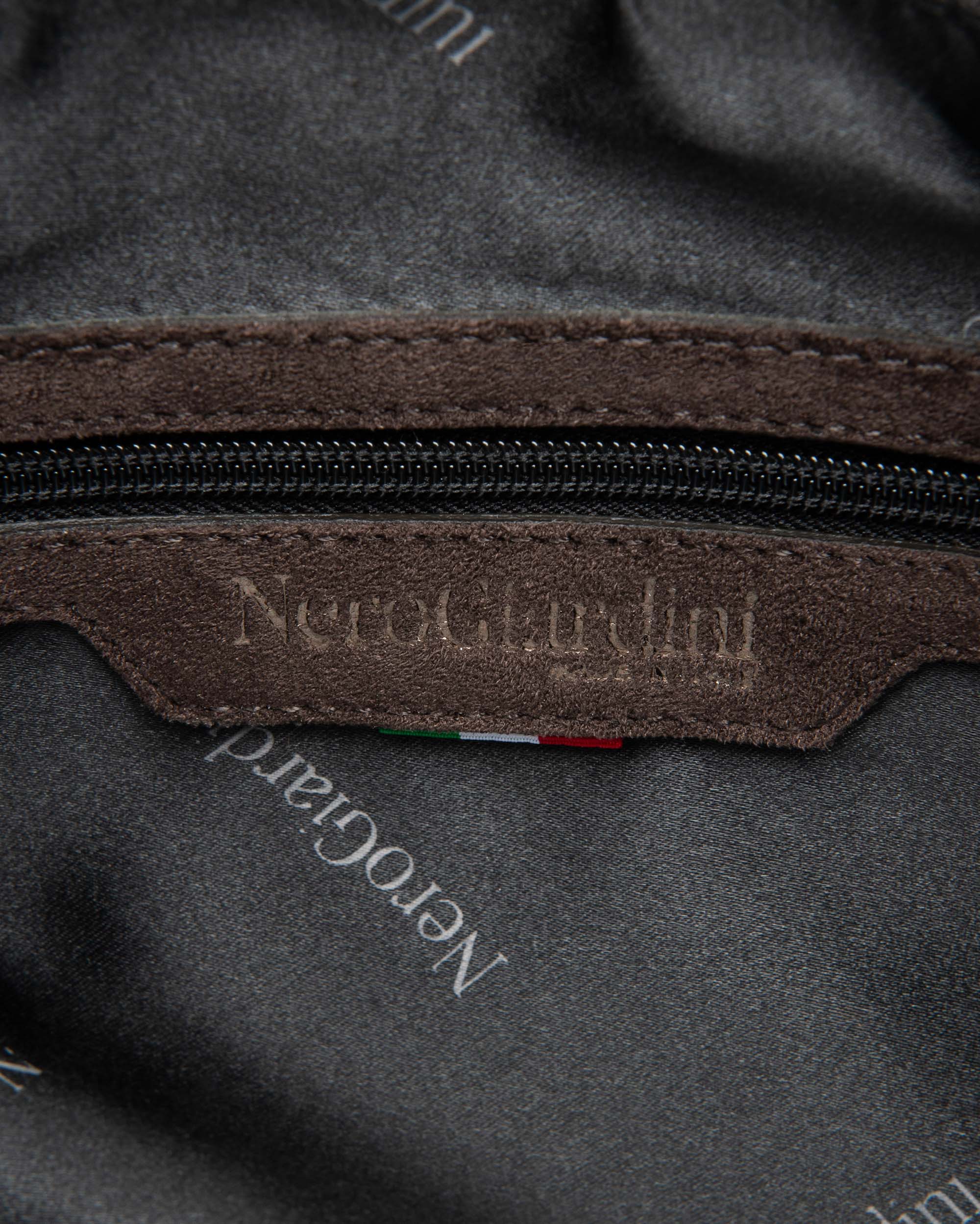 Nerogiardini Sac Hobo Femme Daim Zippé