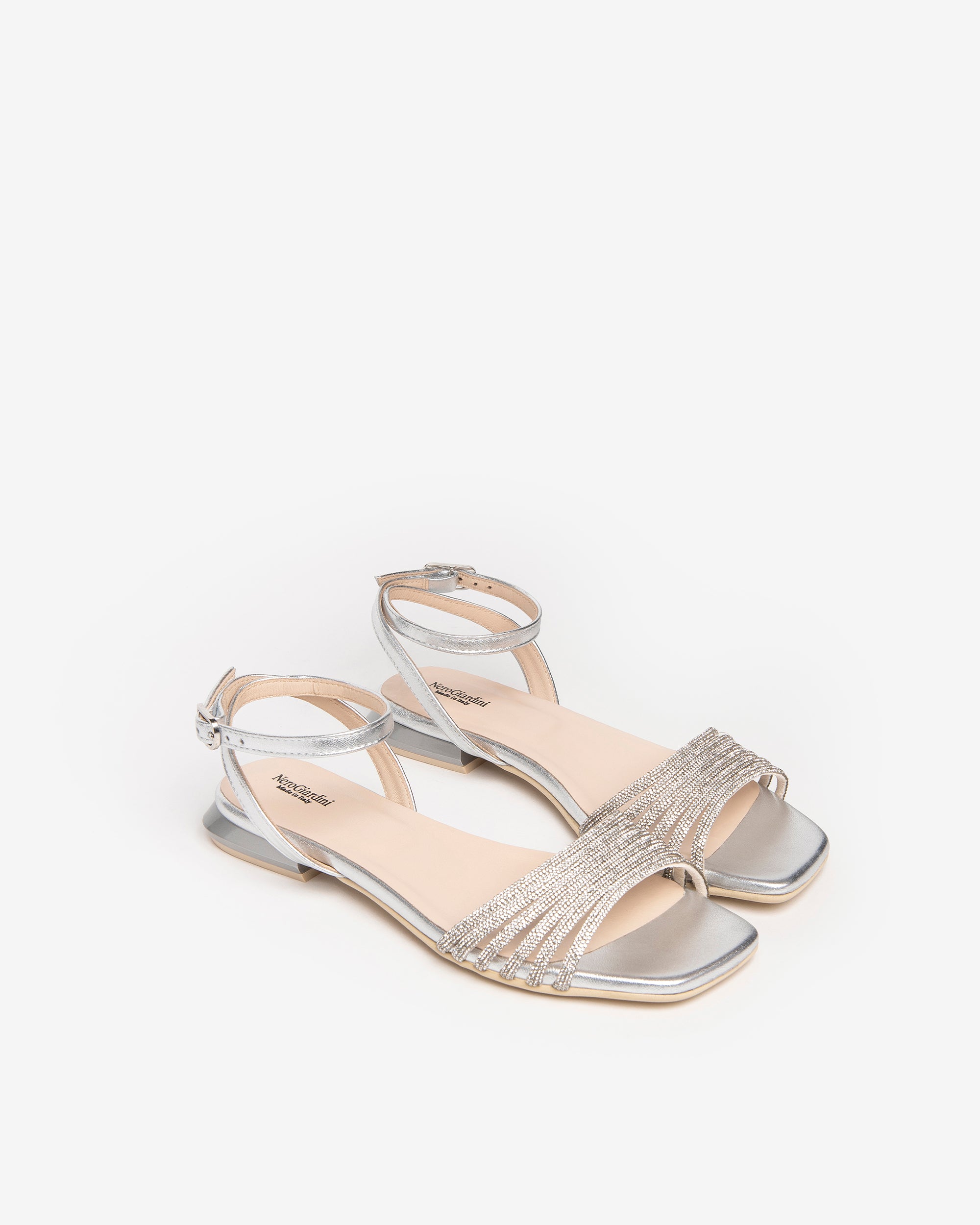 NeroGiardini Sandales femme cuir élégantes