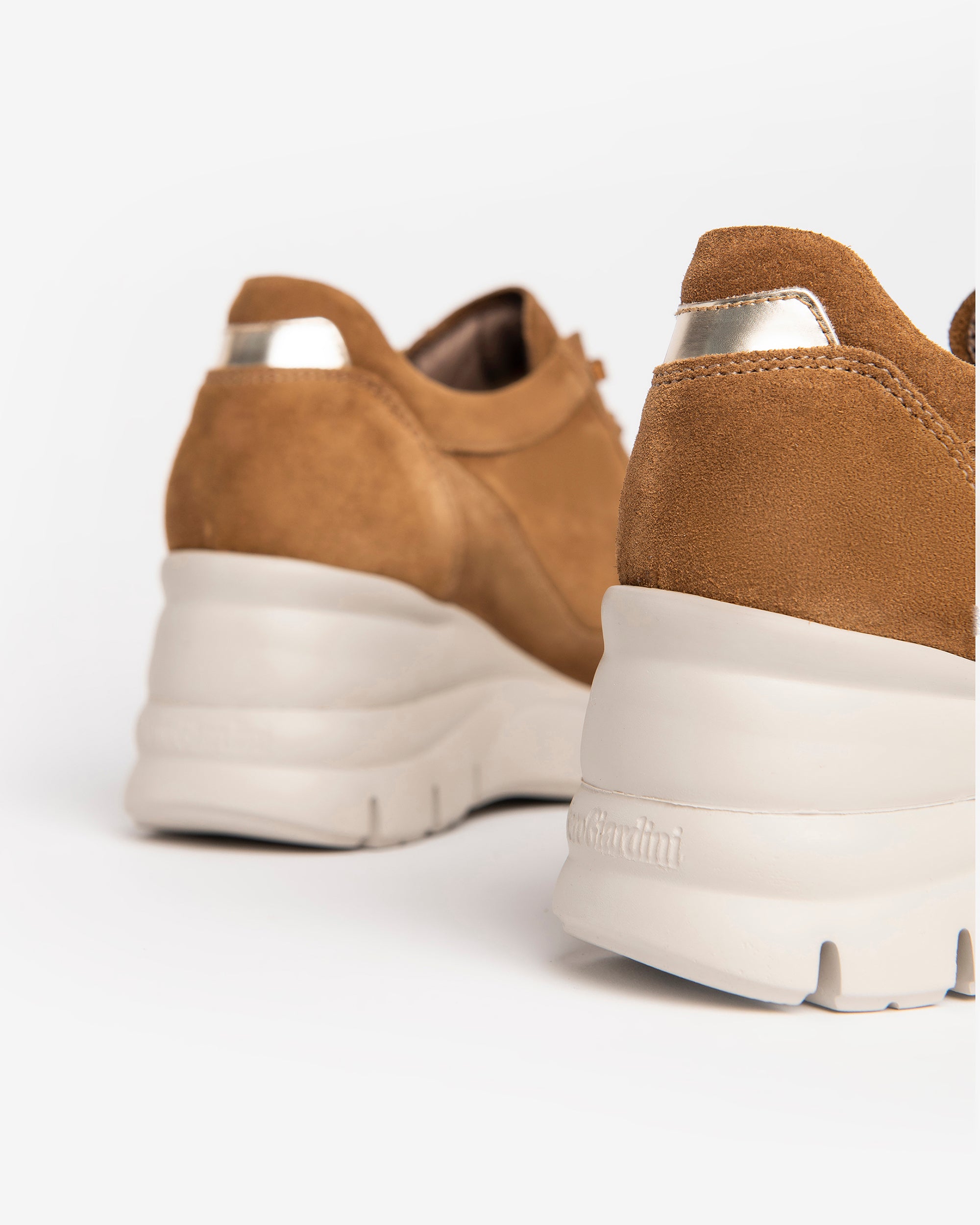 NeroGiardini Sneakers Femme Cuir Velours Confort DryGo