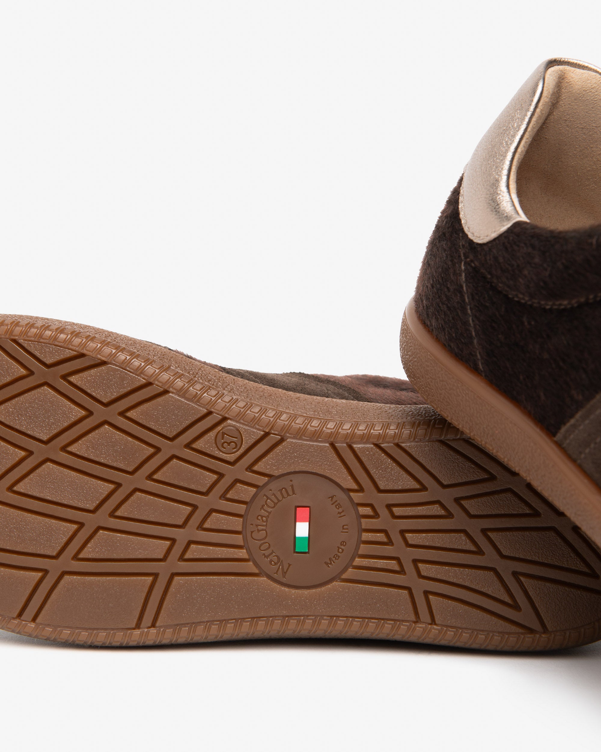 Nerogiardini Sneakers Femme Cuir Velours 38