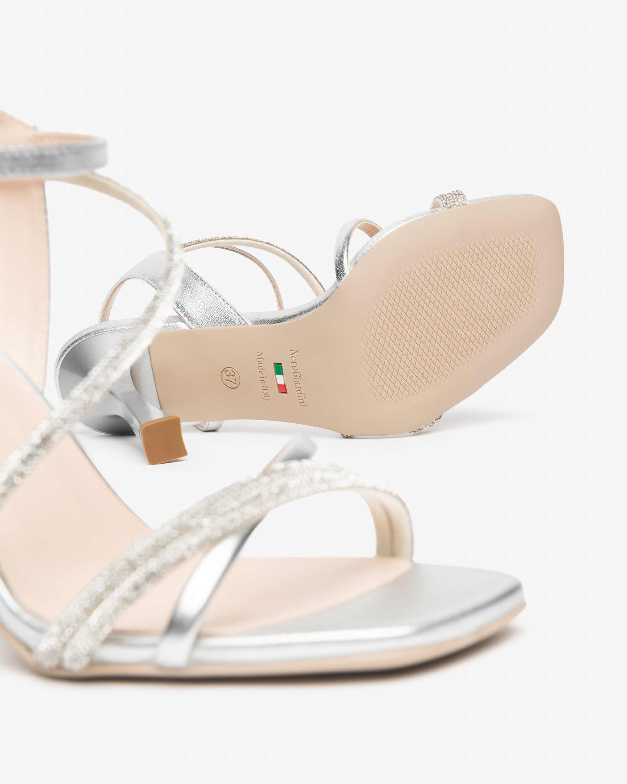 NeroGiardini Sandales Femme Cuir Élégantes Cérémonie