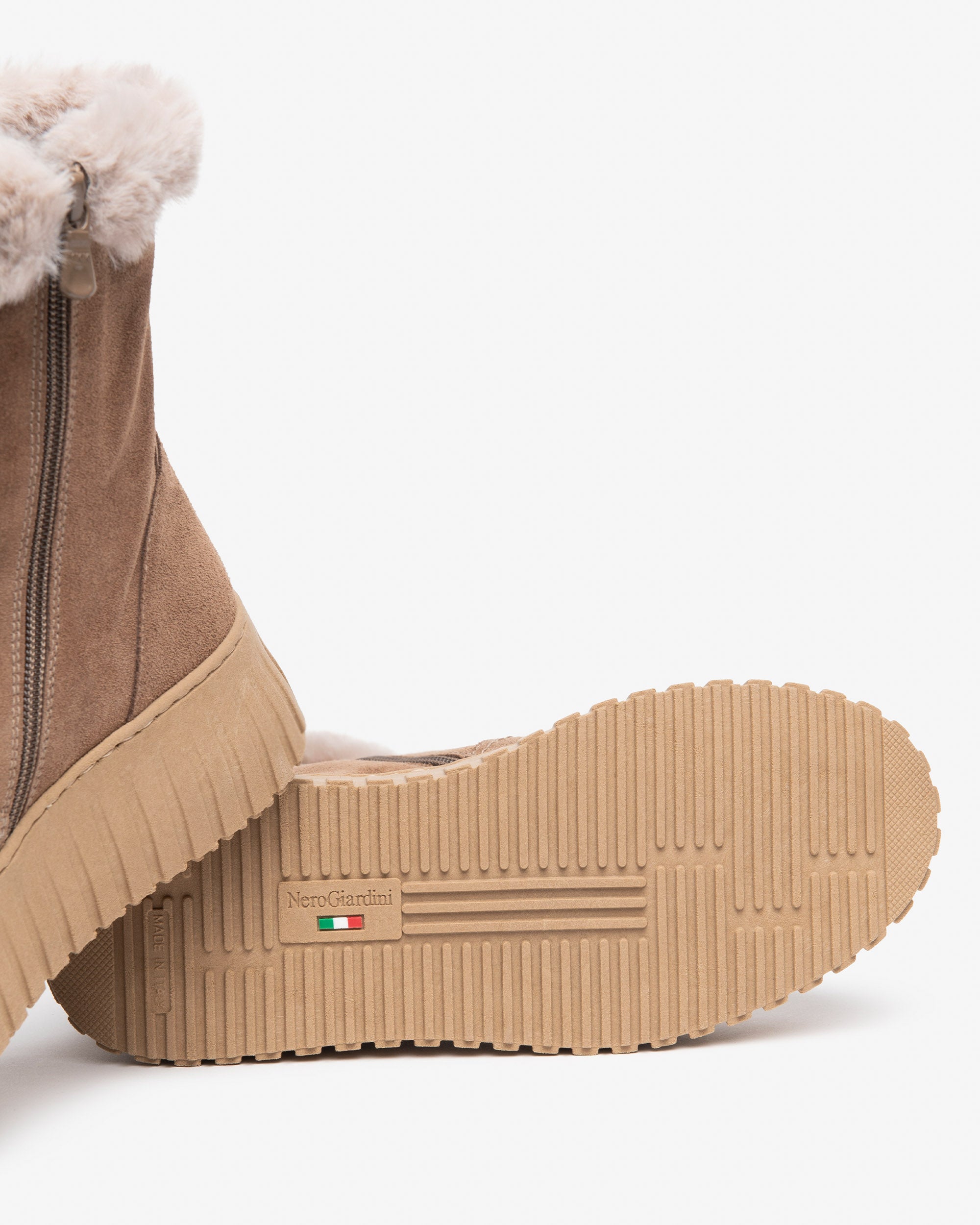 NeroGiardini Bottines Femme Daim Pointure 38 Plateforme 50