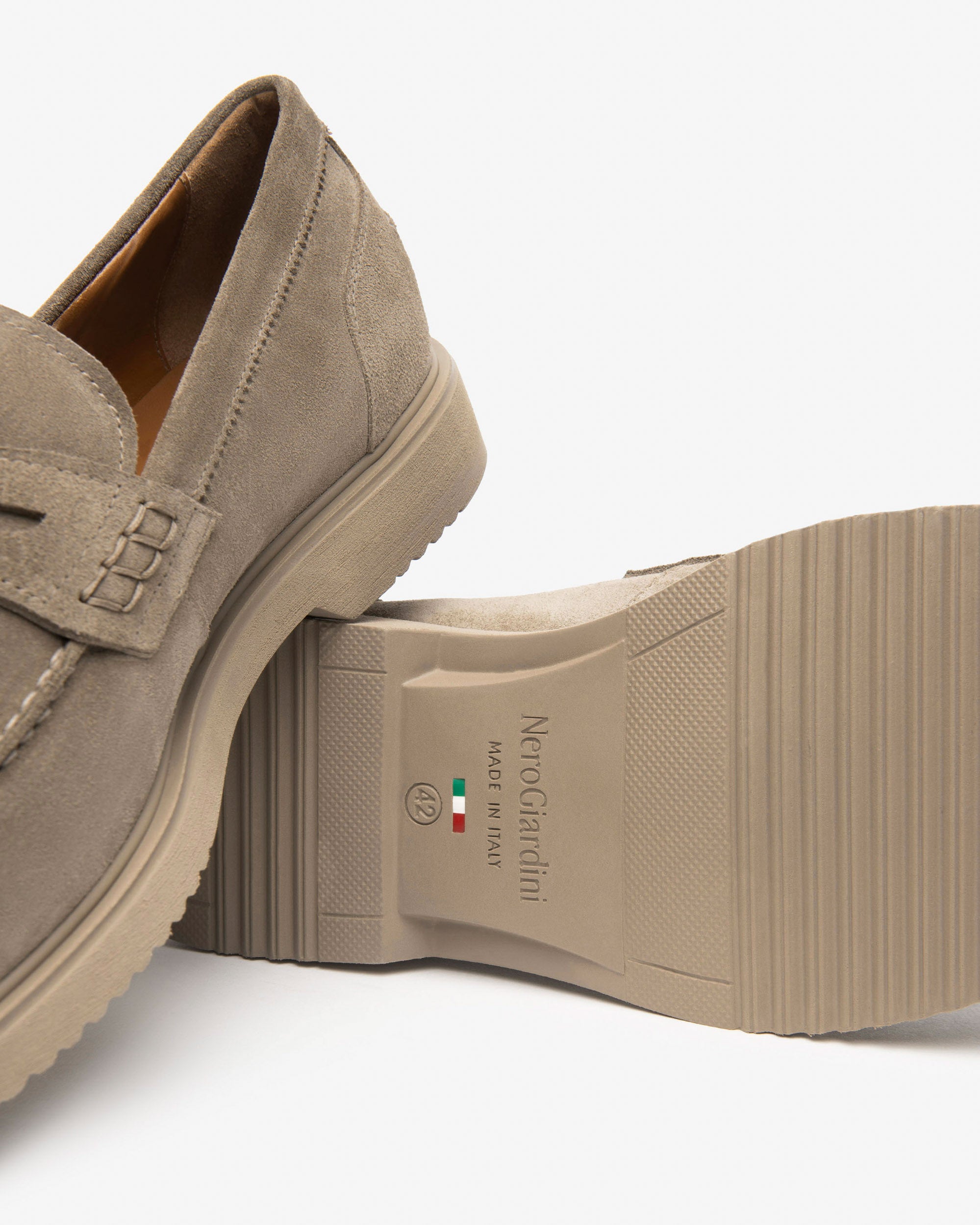 Nerogiardini Mocassins Homme Cuir Velours Confort
