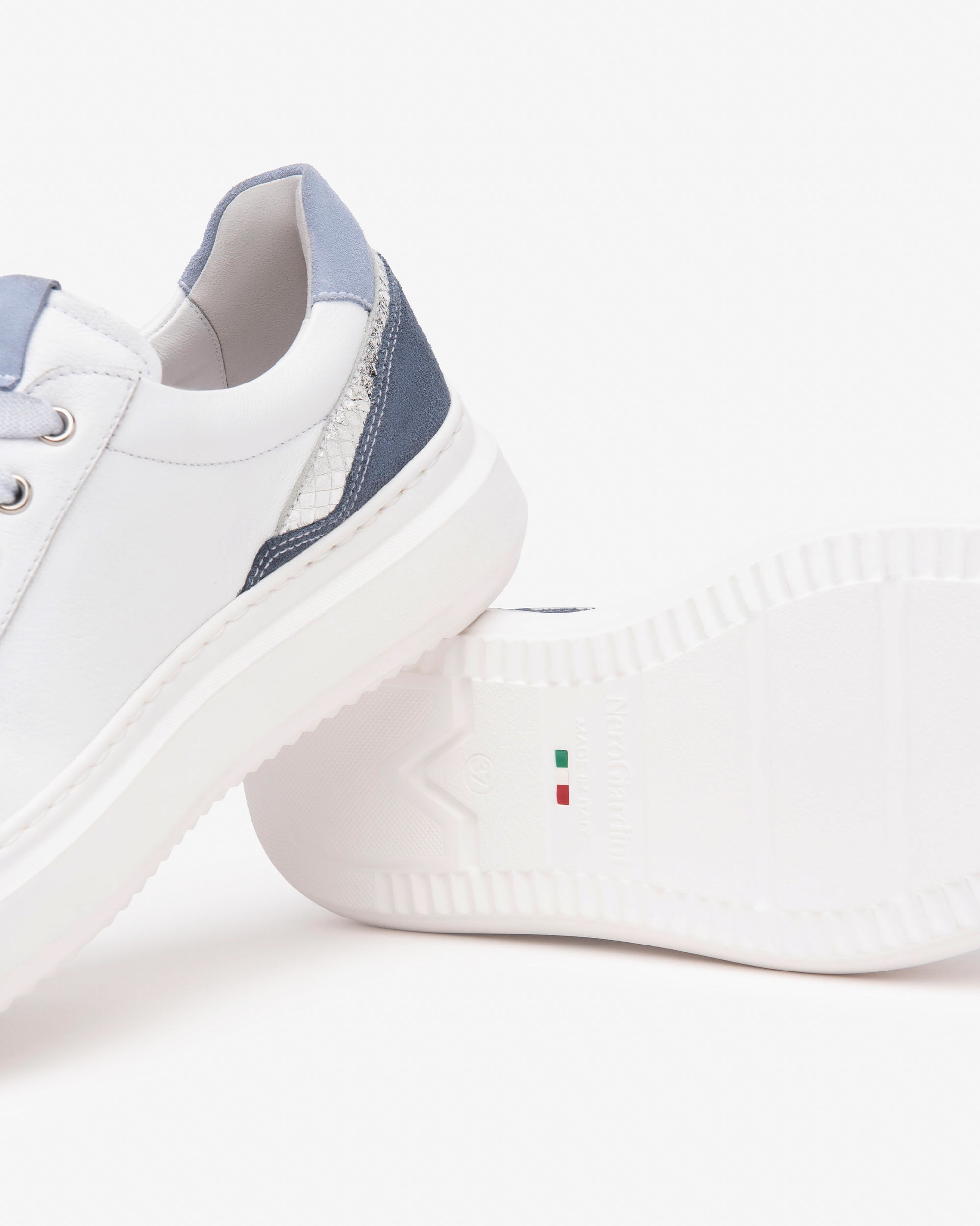 NeroGiardini Sneakers Femme Cuir Velours Confort