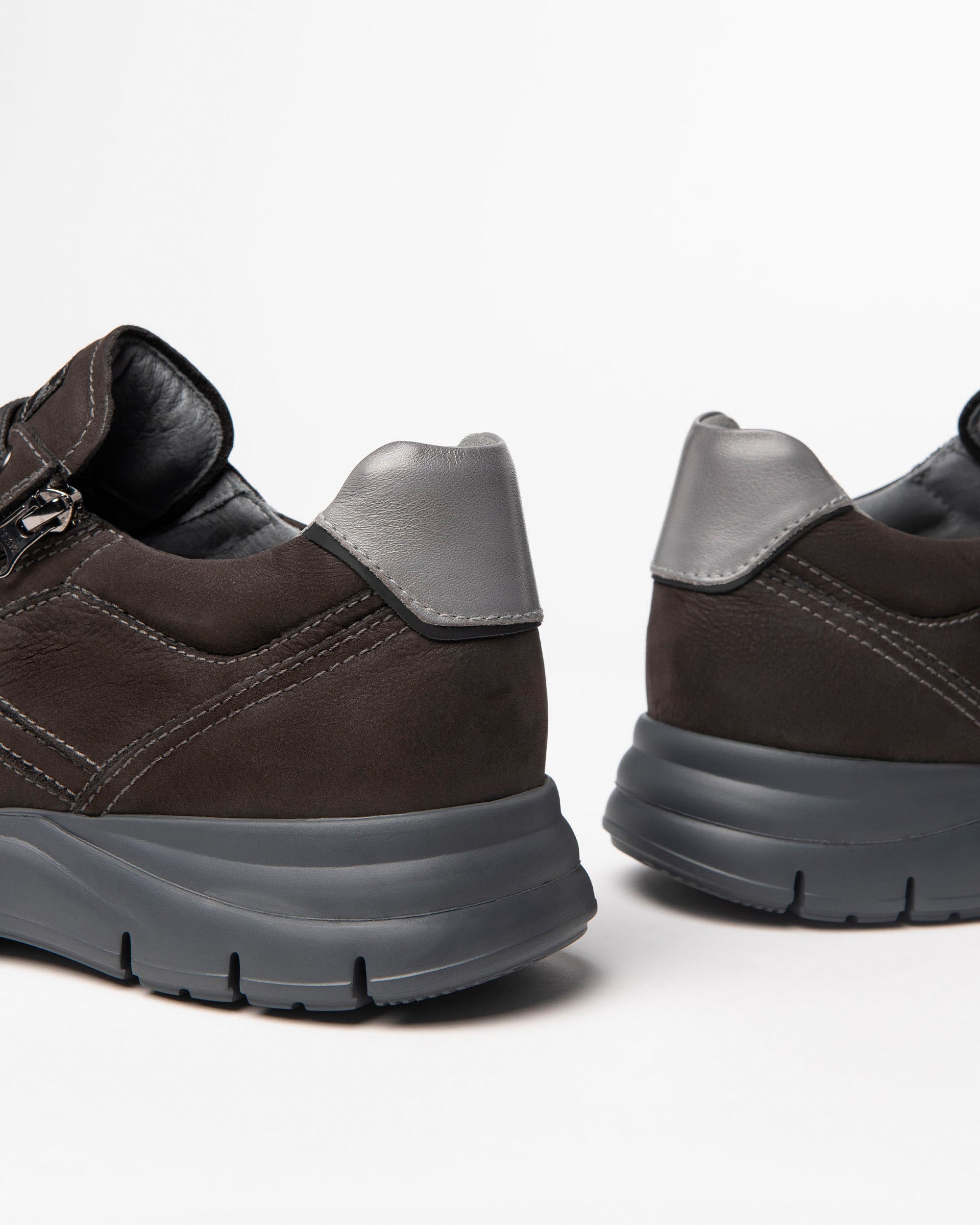 NeroGiardini Sneakers Homme Cuir Velours Baskets Confort