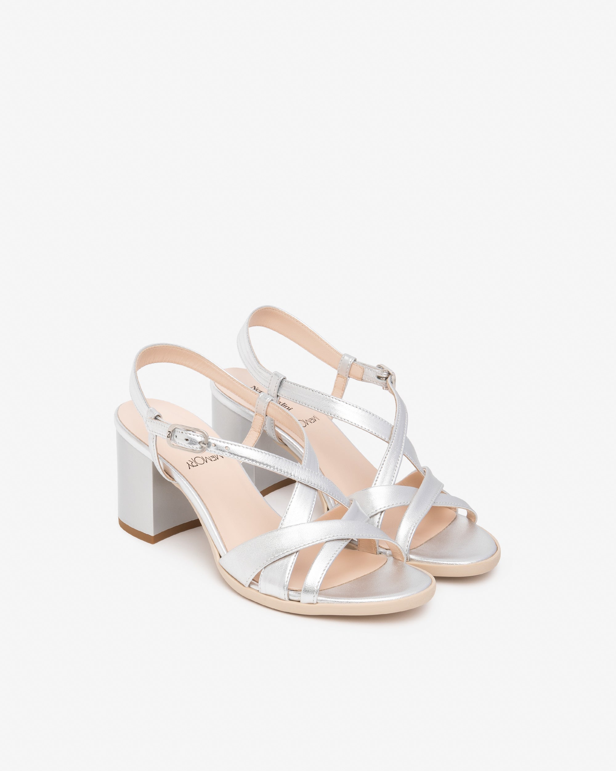 NeroGiardini Sandales sandales cuir femme confort ville