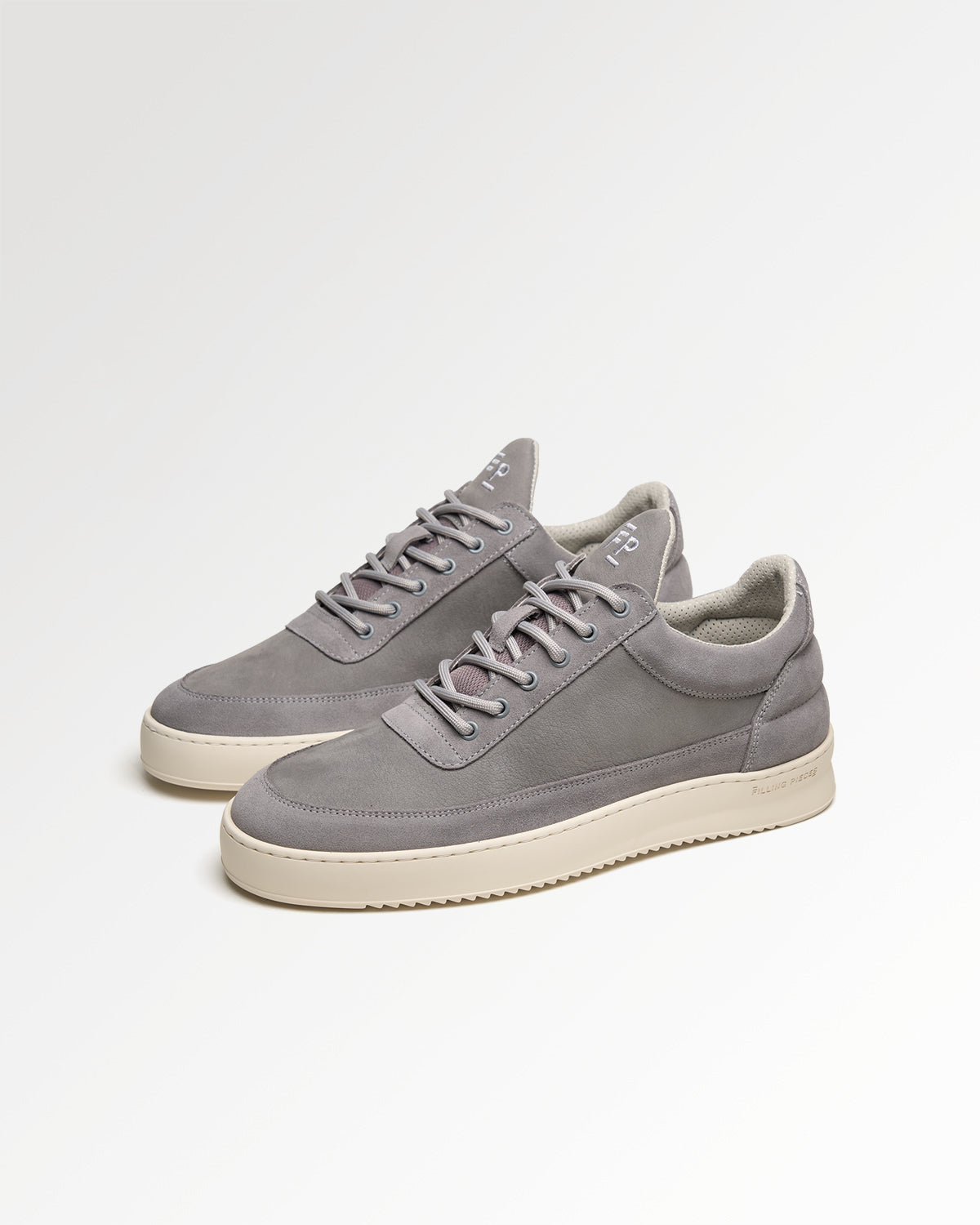 Filling Pieces Low Top Suede Grain sneakers cuir suède gris Grey