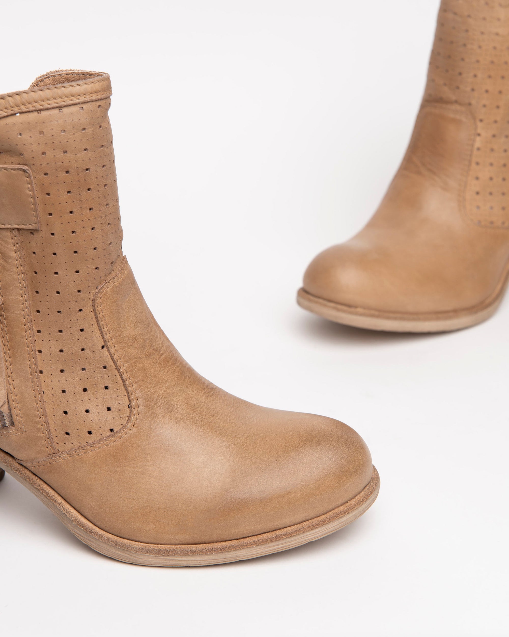 NeroGiardini Bottines Santiags Cuir Velours Femme 35-41