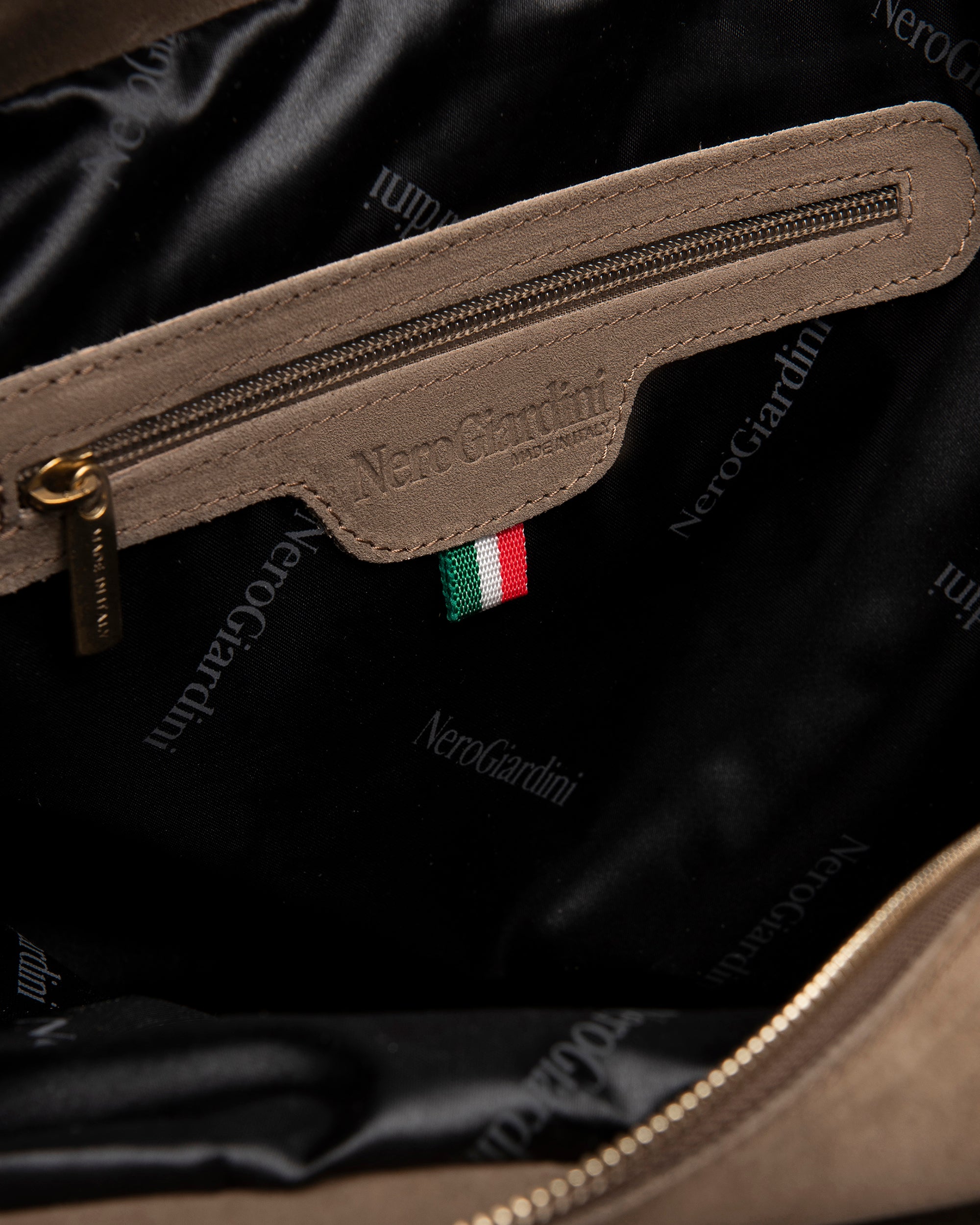 NeroGiardini Sacs Cabas Femme en Cuir Velours PZ Italie