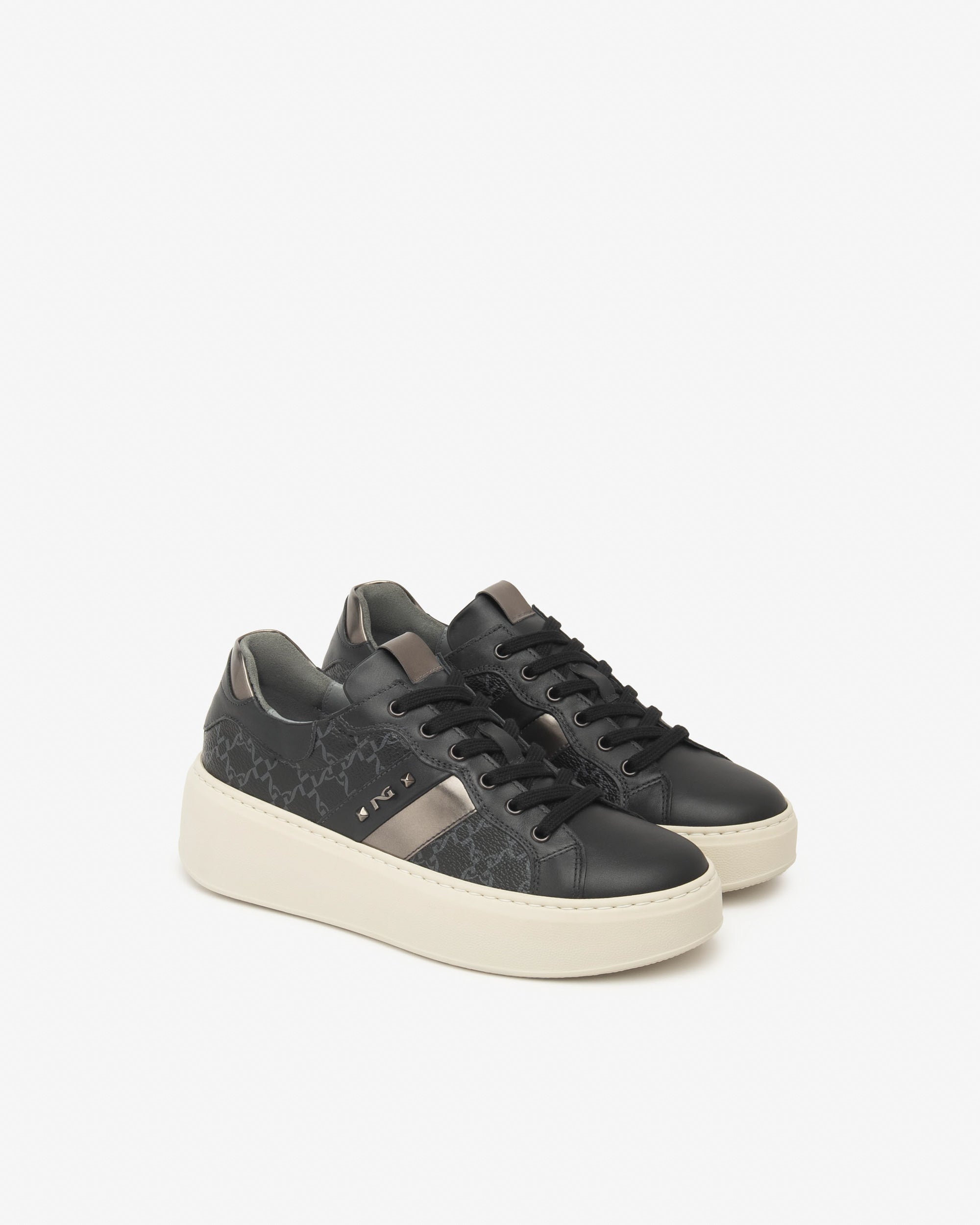 NeroGiardini Sneakers femme cuir daim semelle Memory