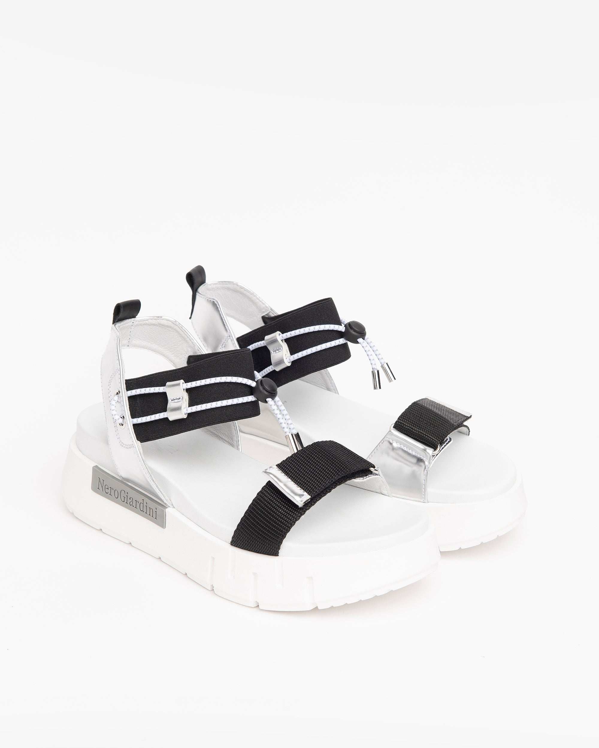 NeroGiardini Sandales Femme Cuir Tissu Technique 38