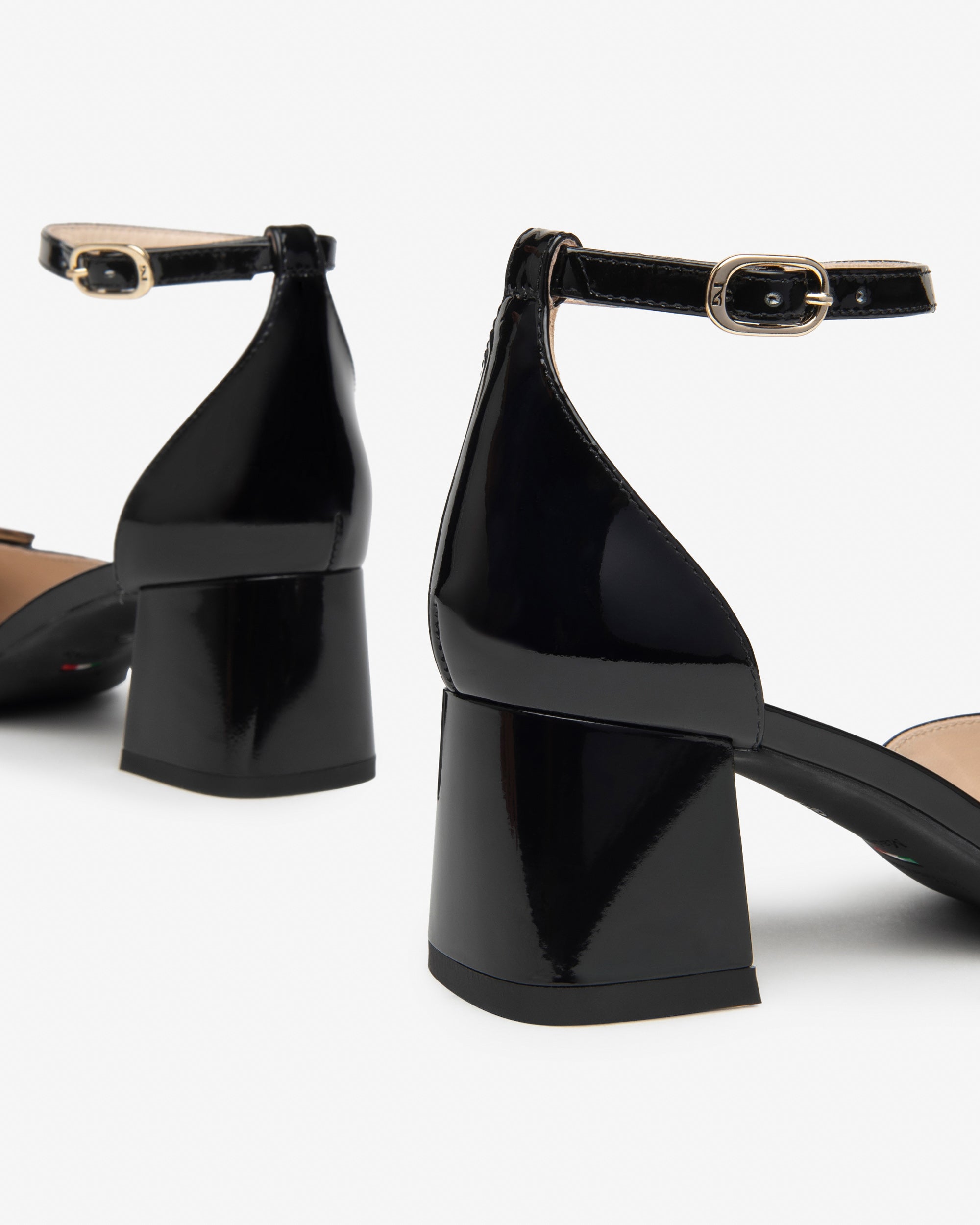 NeroGiardini Escarpins Vernis Femme Pumps Printemps