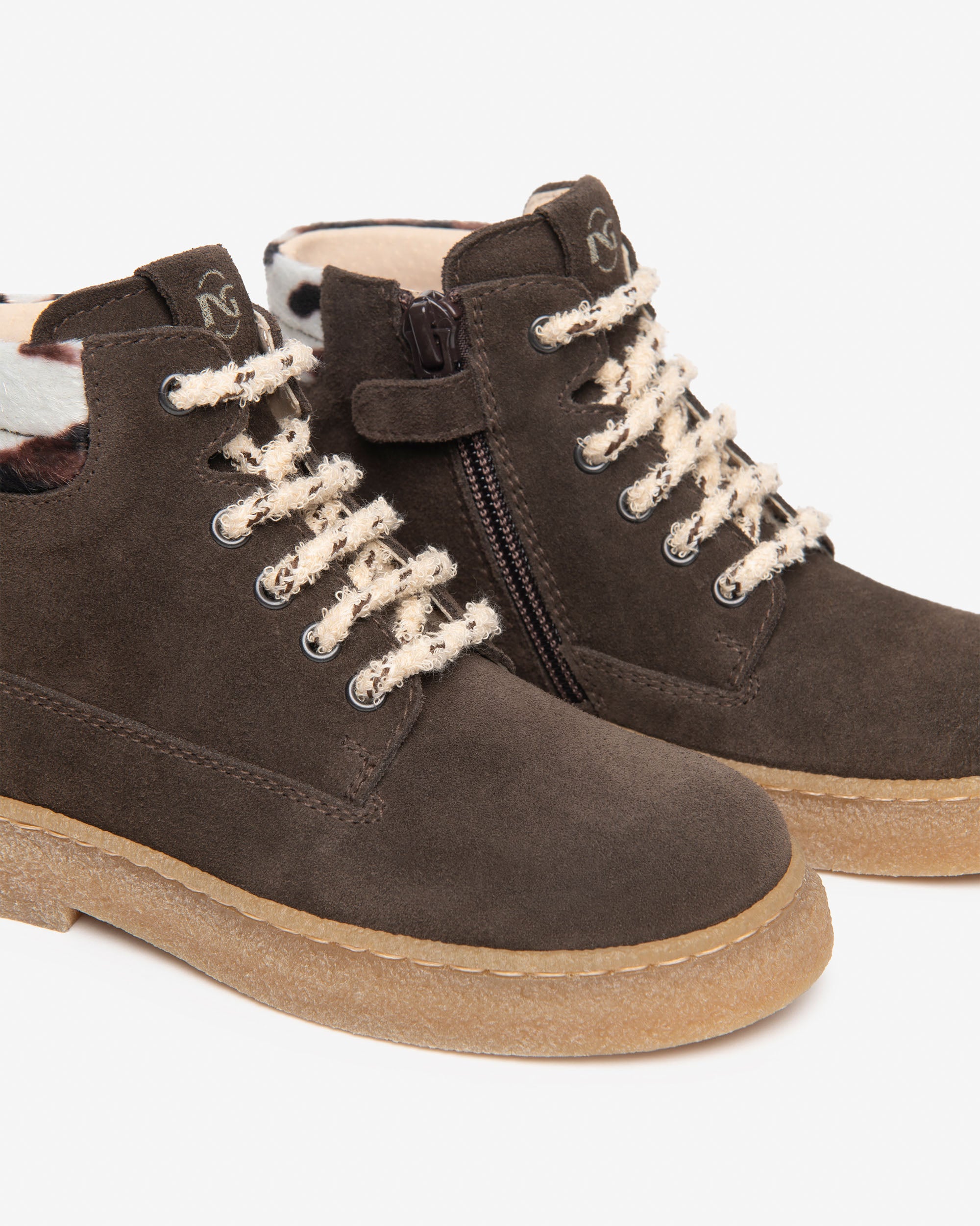 NeroGiardini Bottines Junior Fille Daim Zip Lacets