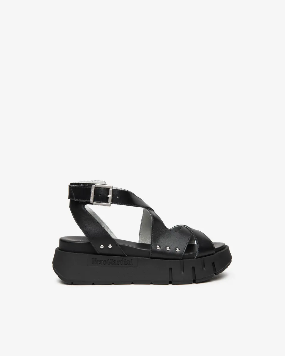NeroGiardini Sandales Sandales Femme Cuir Été