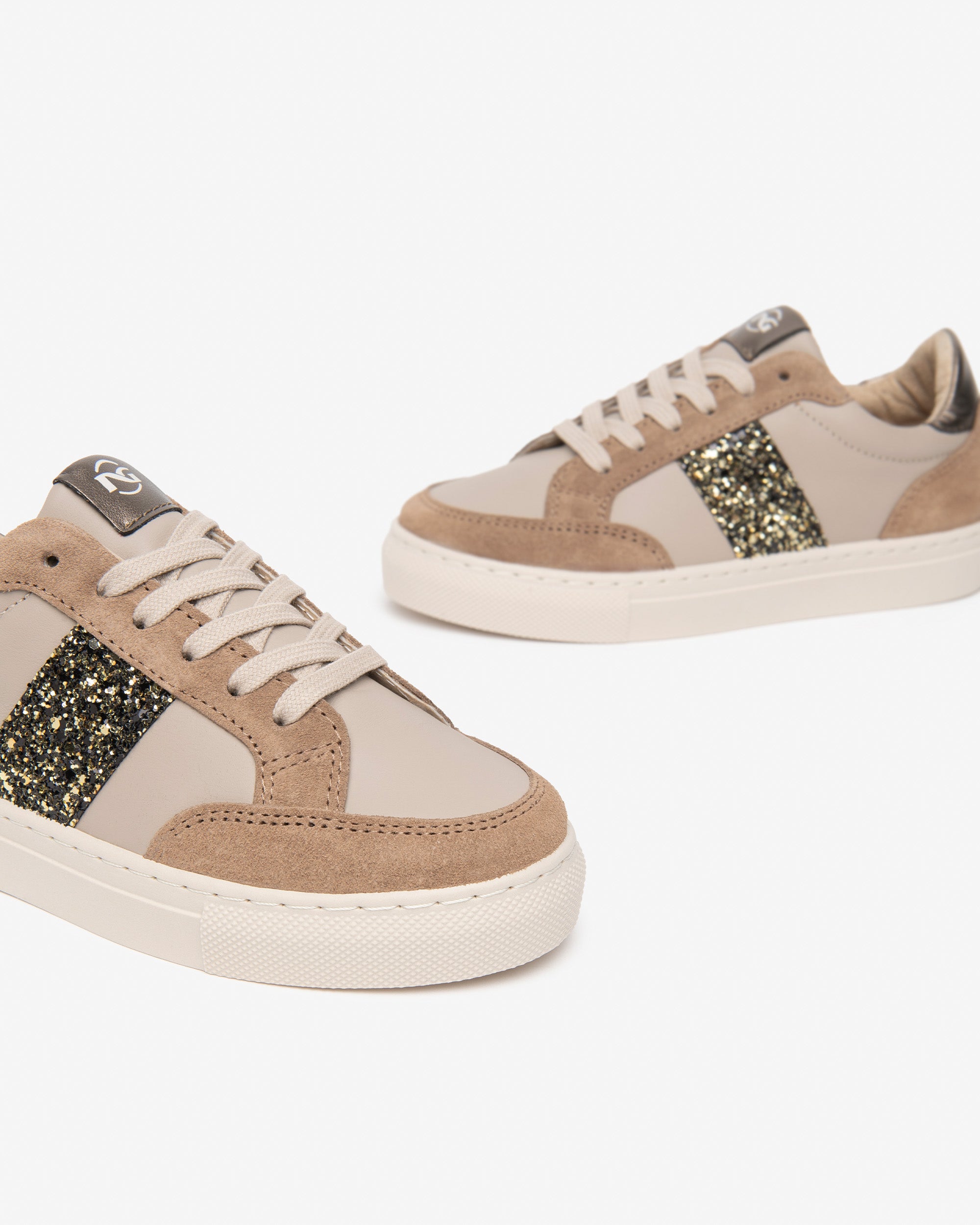 NeroGiardini Sneakers Fille Cuir Paillettes Légères