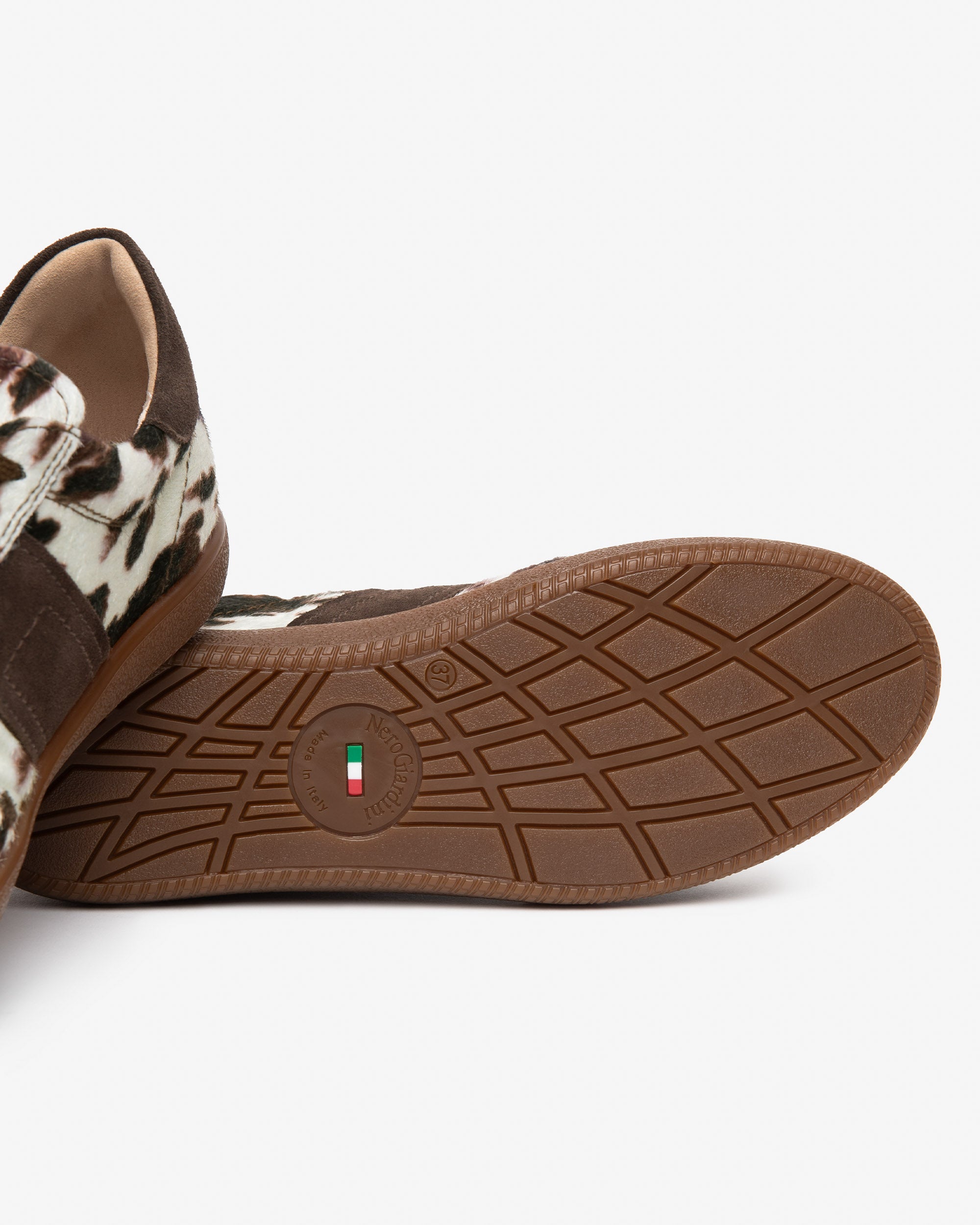 NeroGiardini Sneakers Femme Animalier Daim Lacets Style