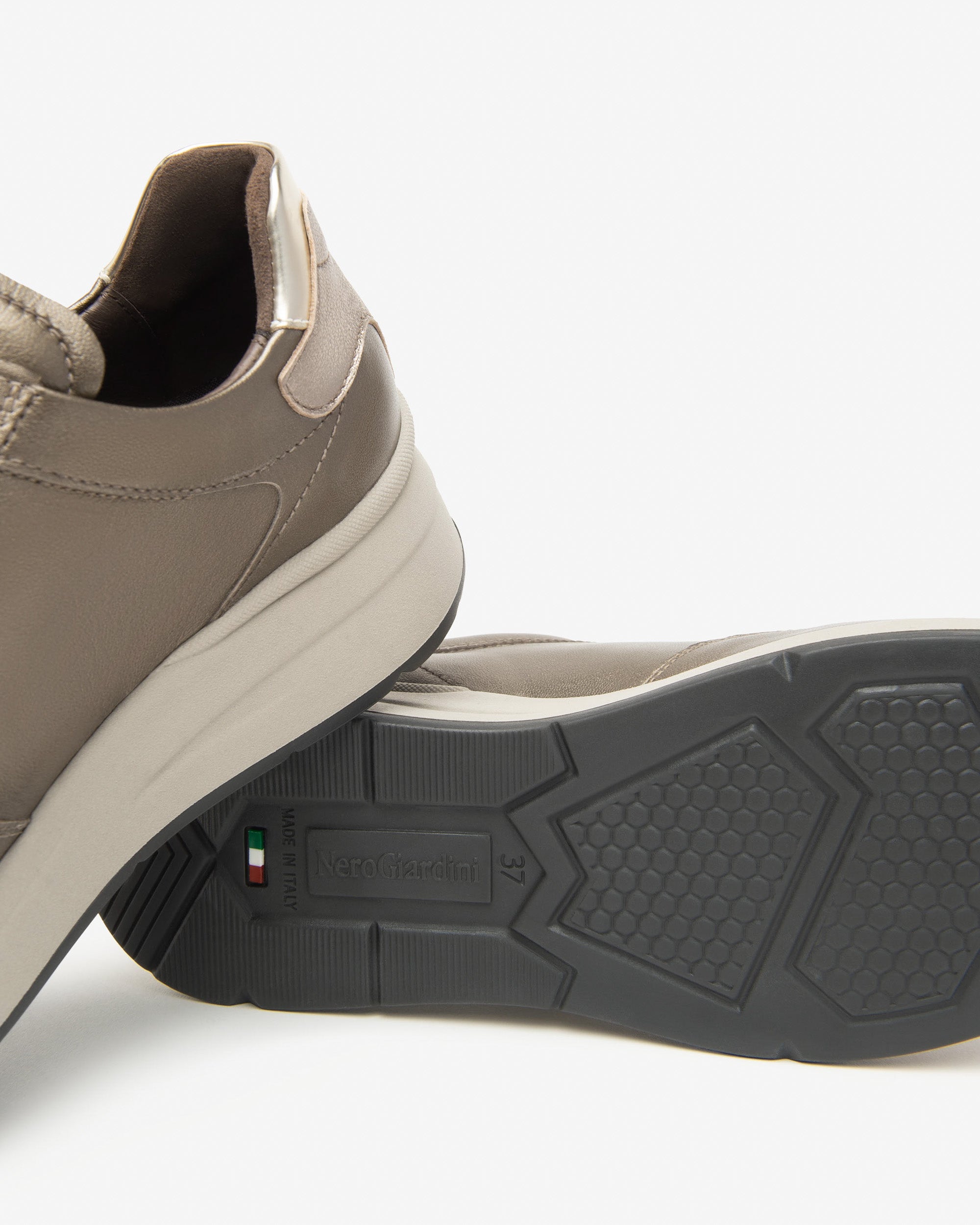 NeroGiardini Sneakers femme cuir technique DryGo
