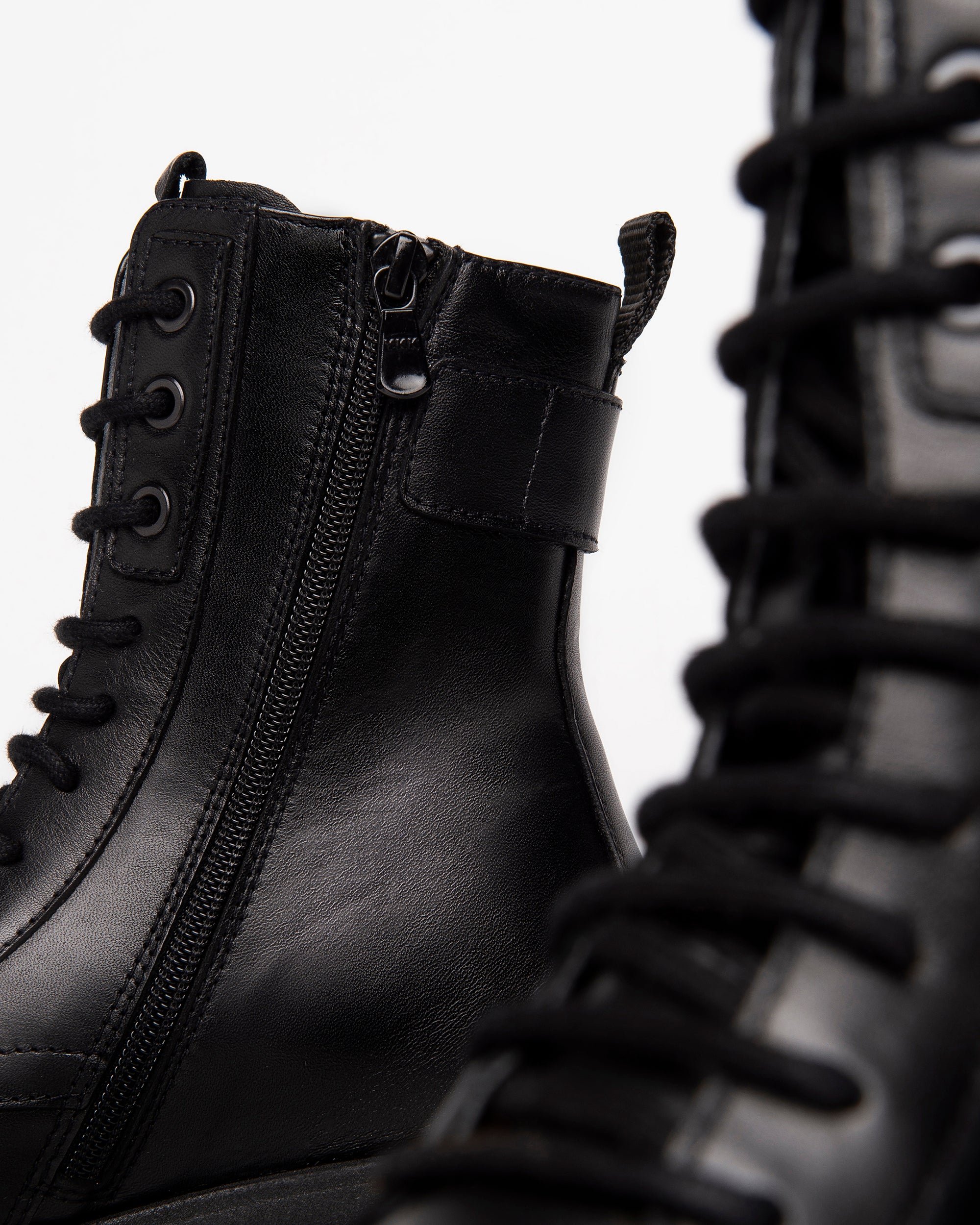 NeroGiardini Bottines Femme Cuir Combat Boots Italie