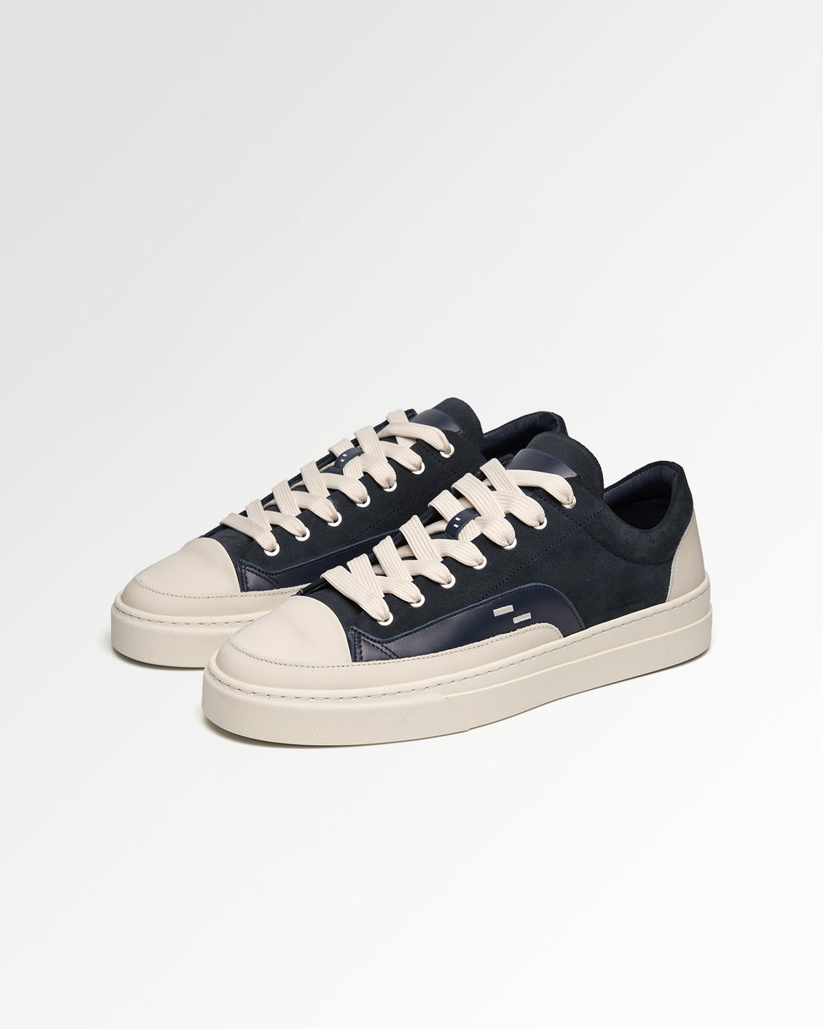 Filling Pieces Riviera Suede baskets bleu marine suède