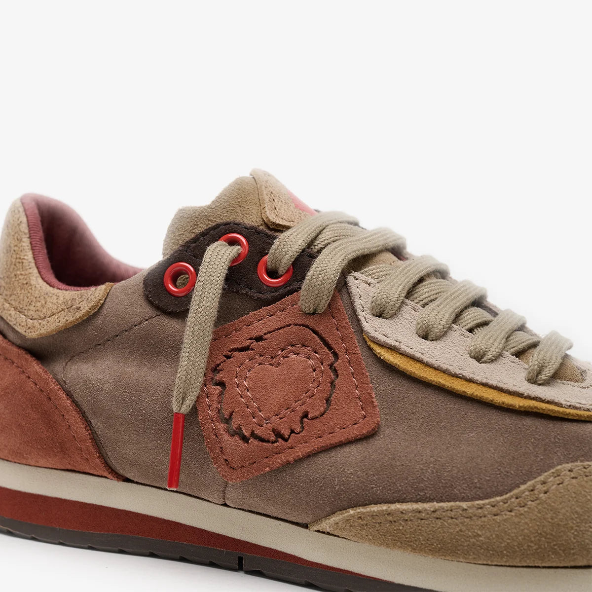 Satorisan Ensō Suede baskets beige natural unisexe