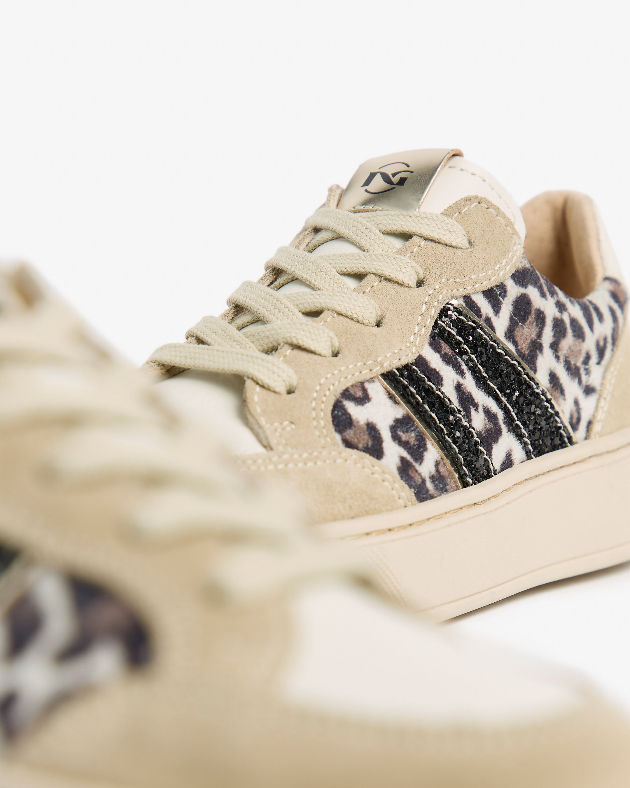 Nerogiardini Sneakers baskets teen cuir velours DryGo