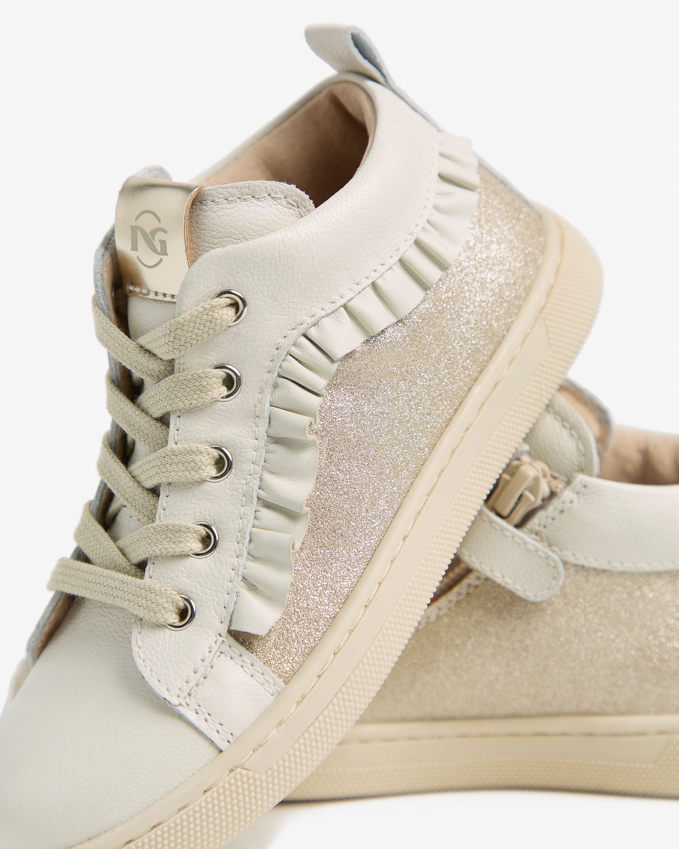 NeroGiardini Sneakers Junior Basket Fille Cuir Pointure 28