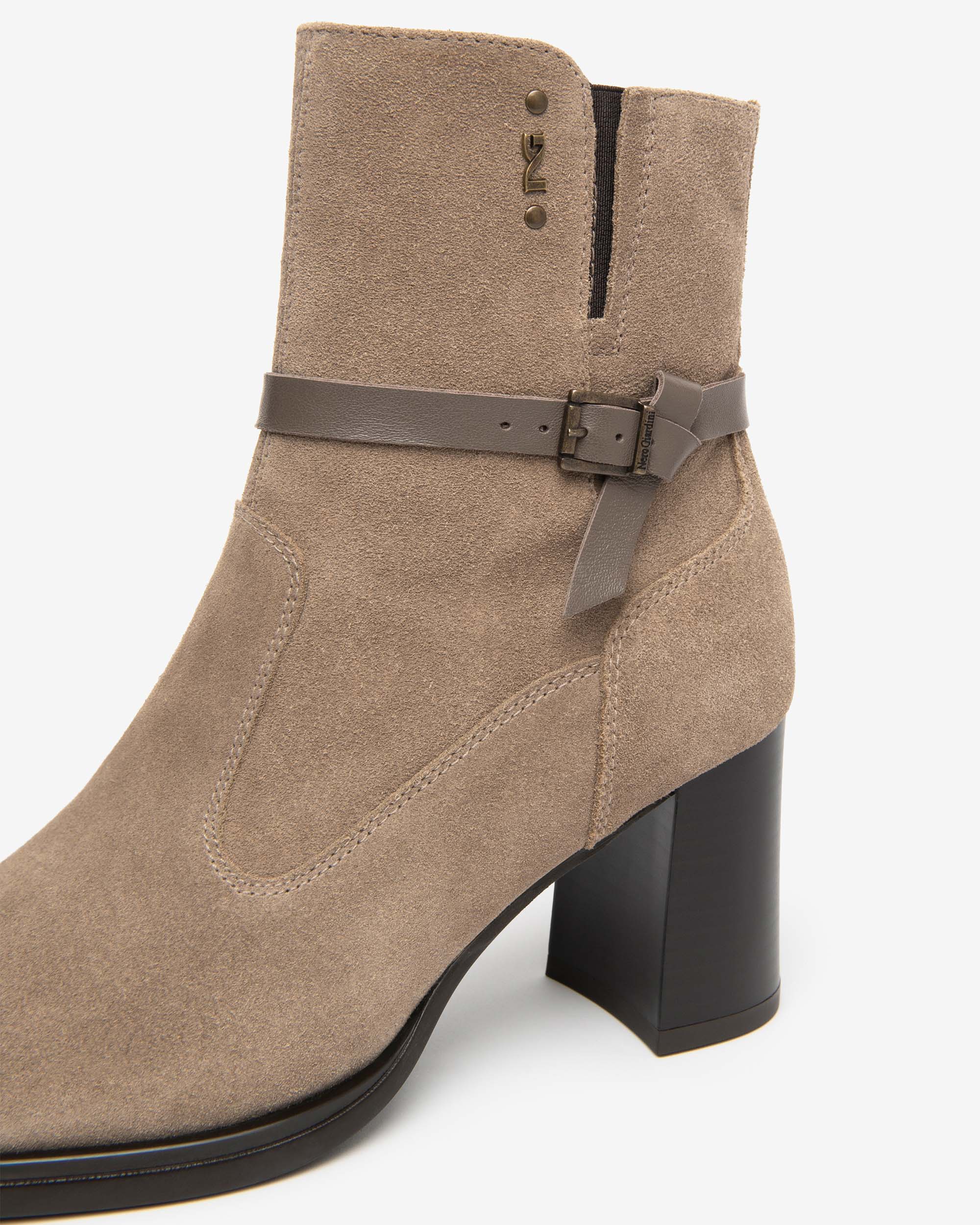 NeroGiardini Bottines Femme Velours Cuir Talon 75 mm