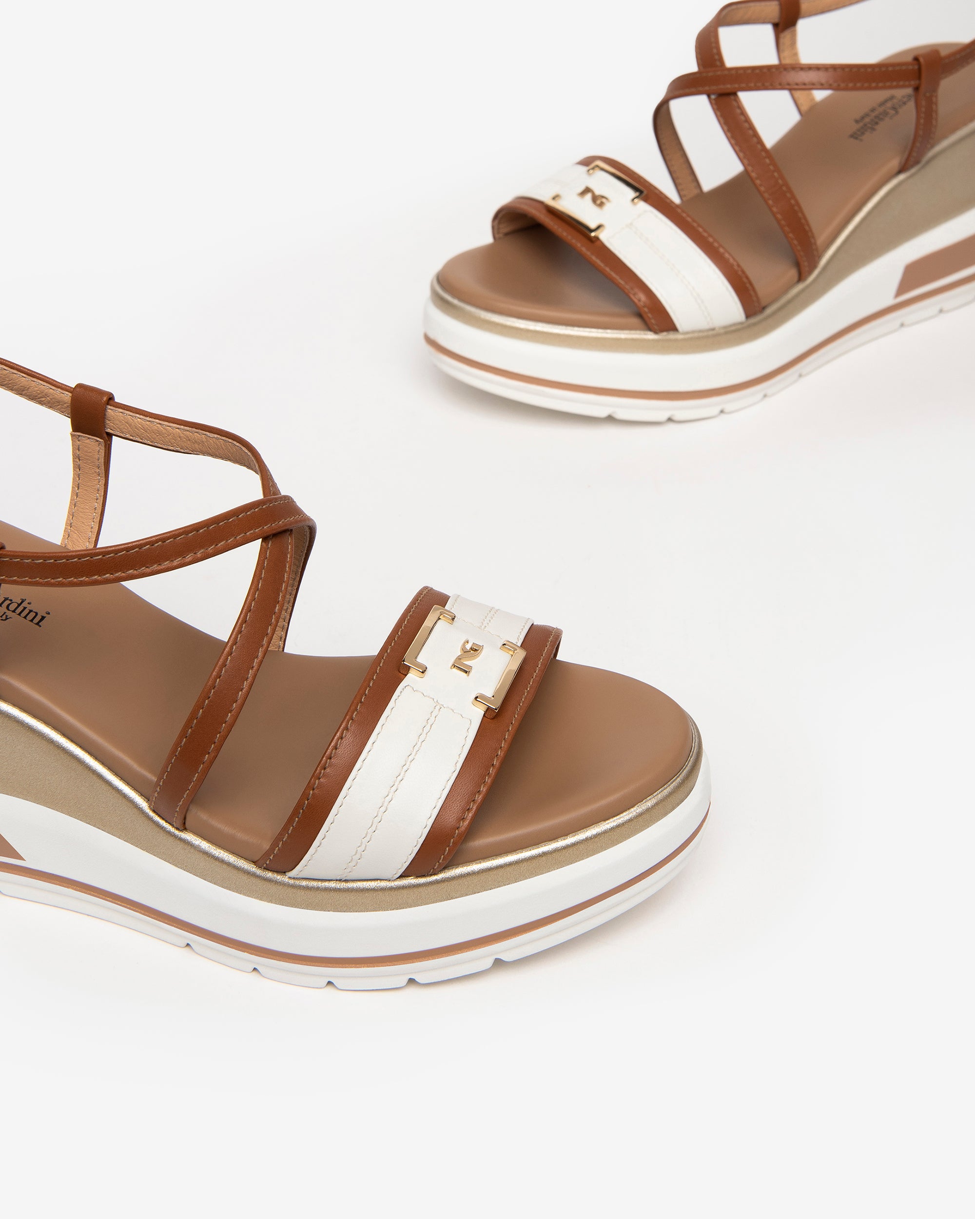 NeroGiardini Sandales sandale cuir femme confort été