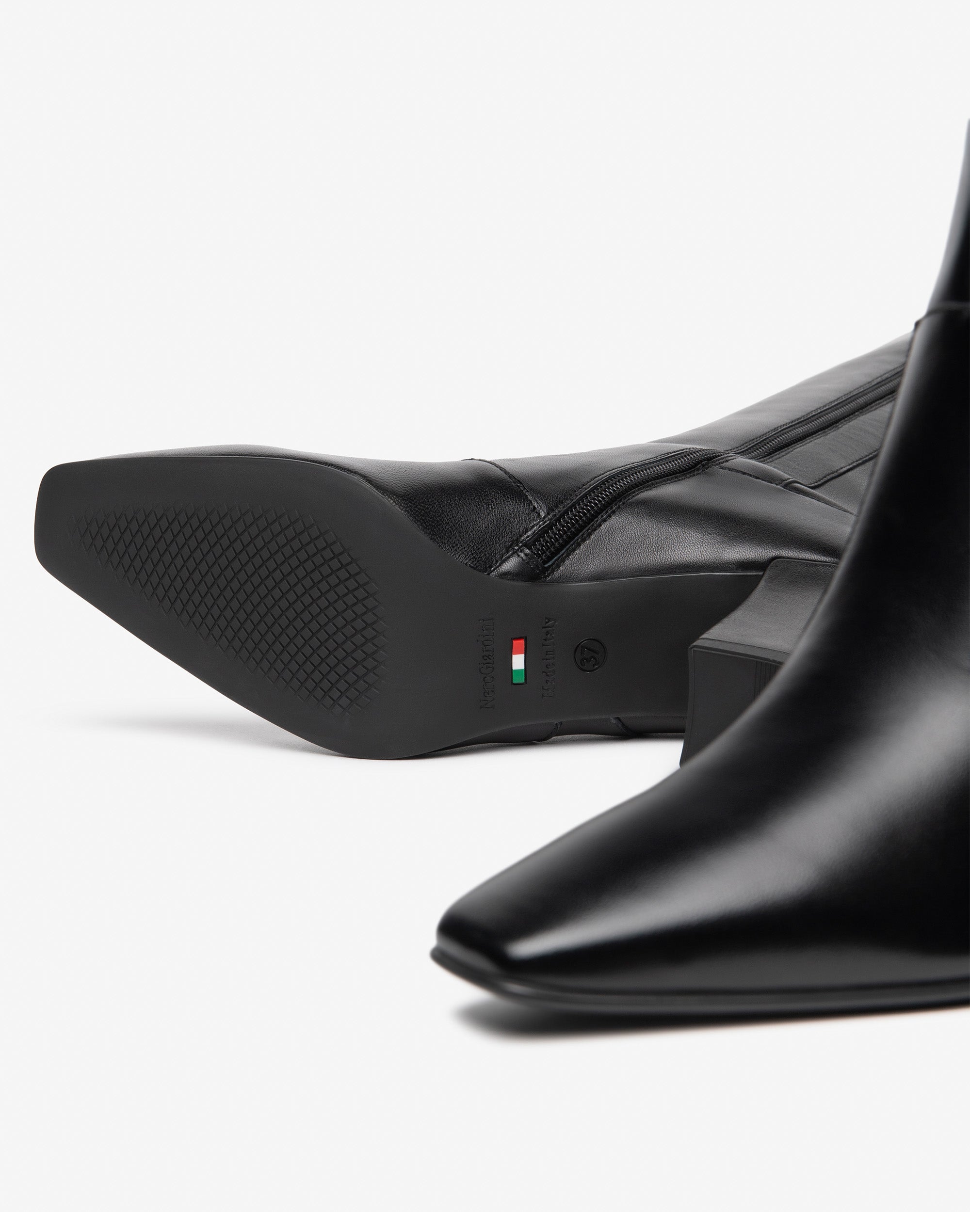 NeroGiardini Bottes Femme Cuir Talon 75 mm Pointure 38