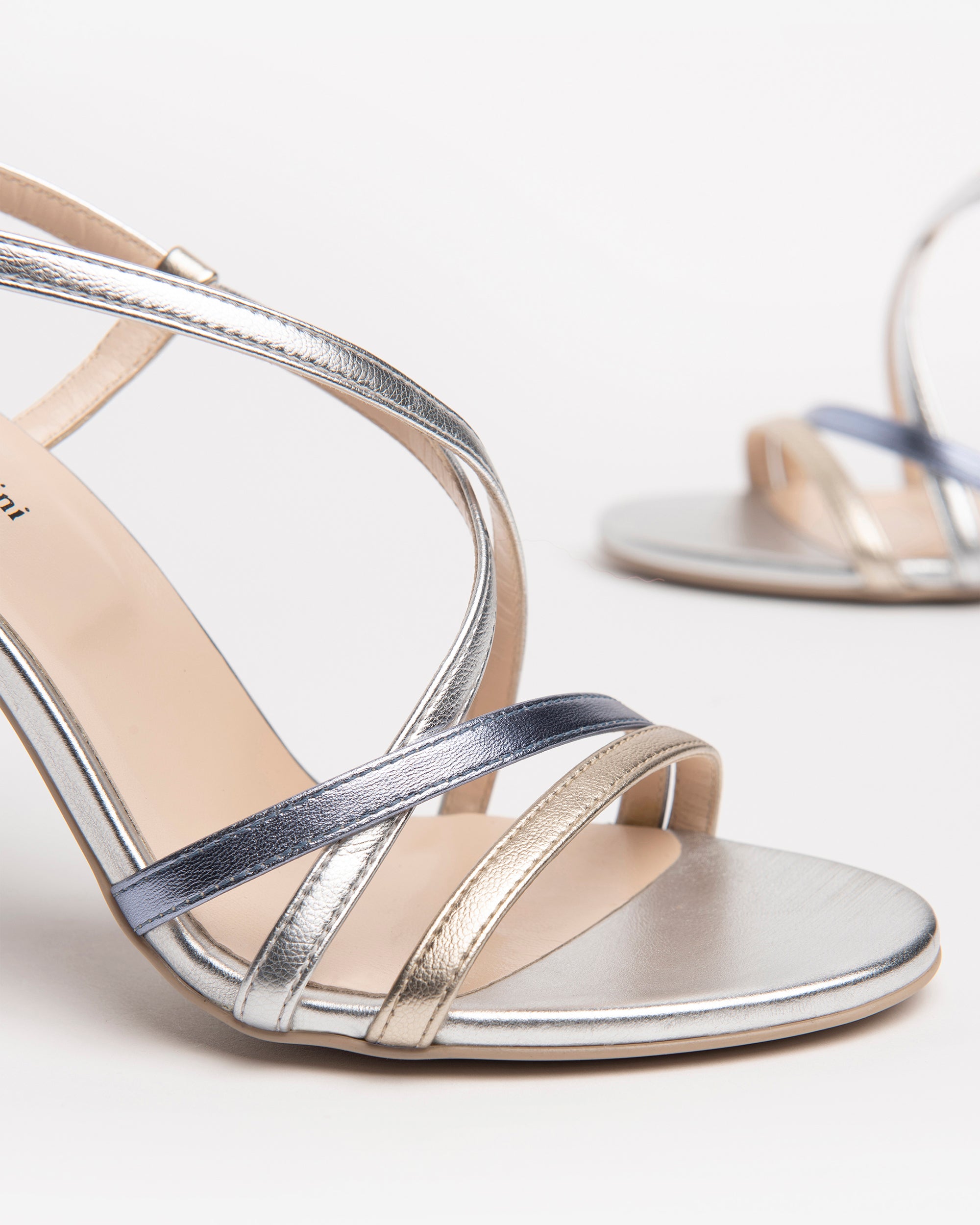 NeroGiardini Sandales femme cuir talon stiletto 9,5 cm 35-41
